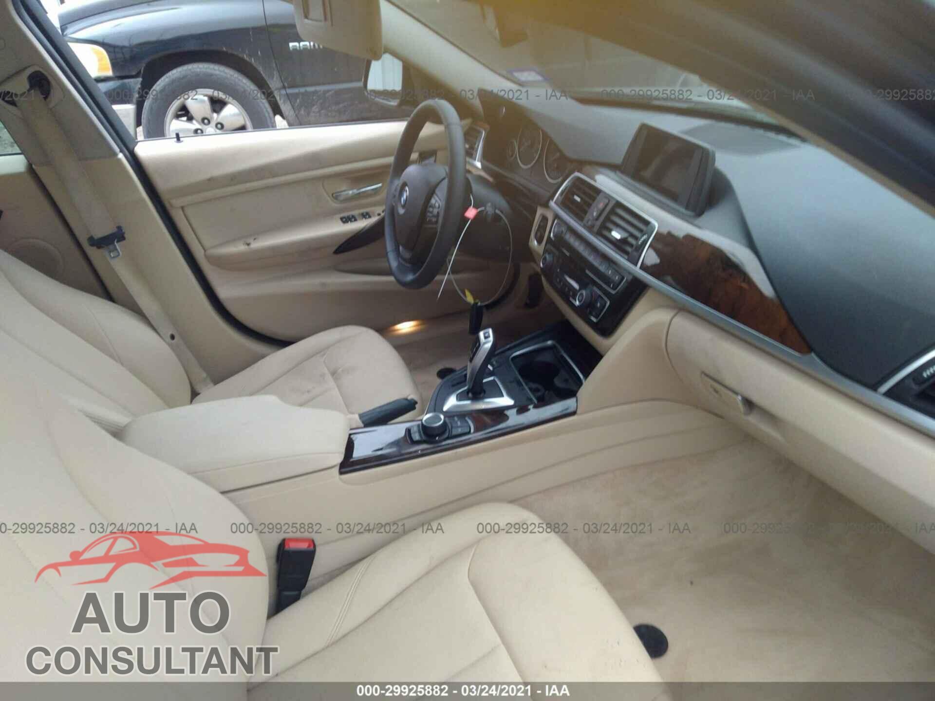 BMW 3 SERIES 2016 - WBA8E1G54GNU10810