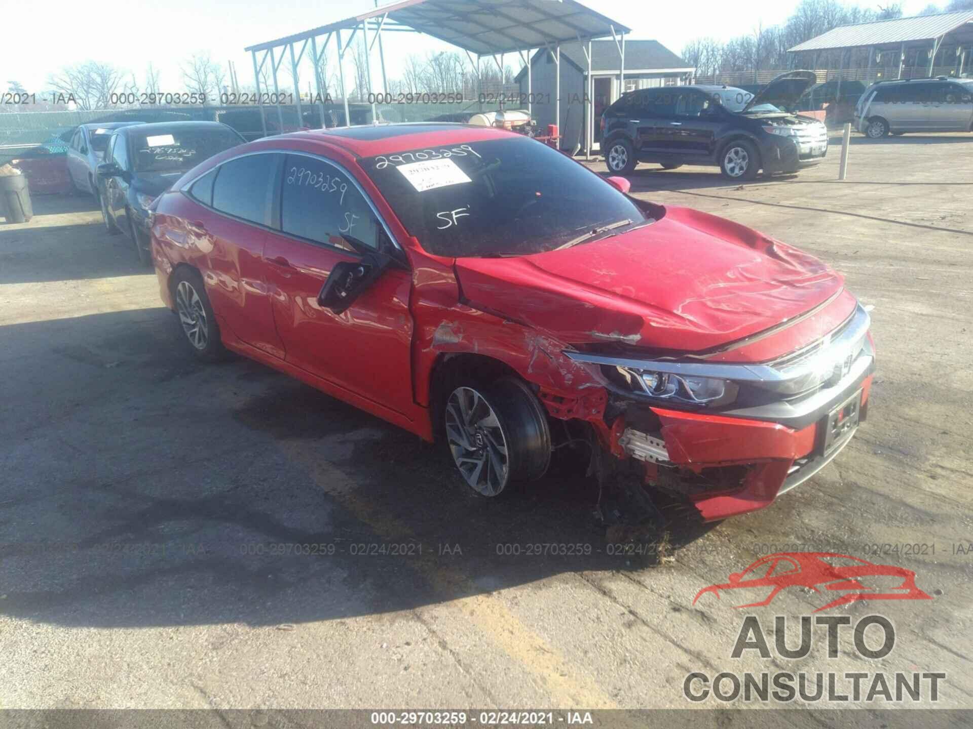 HONDA CIVIC SEDAN 2018 - 2HGFC2F74JH594415