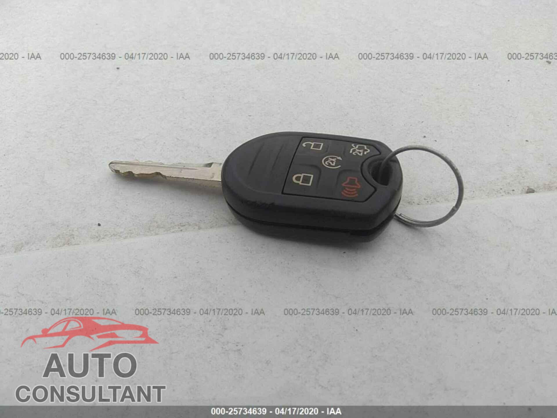 FORD TAURUS 2016 - 1FAHP2E86GG156673