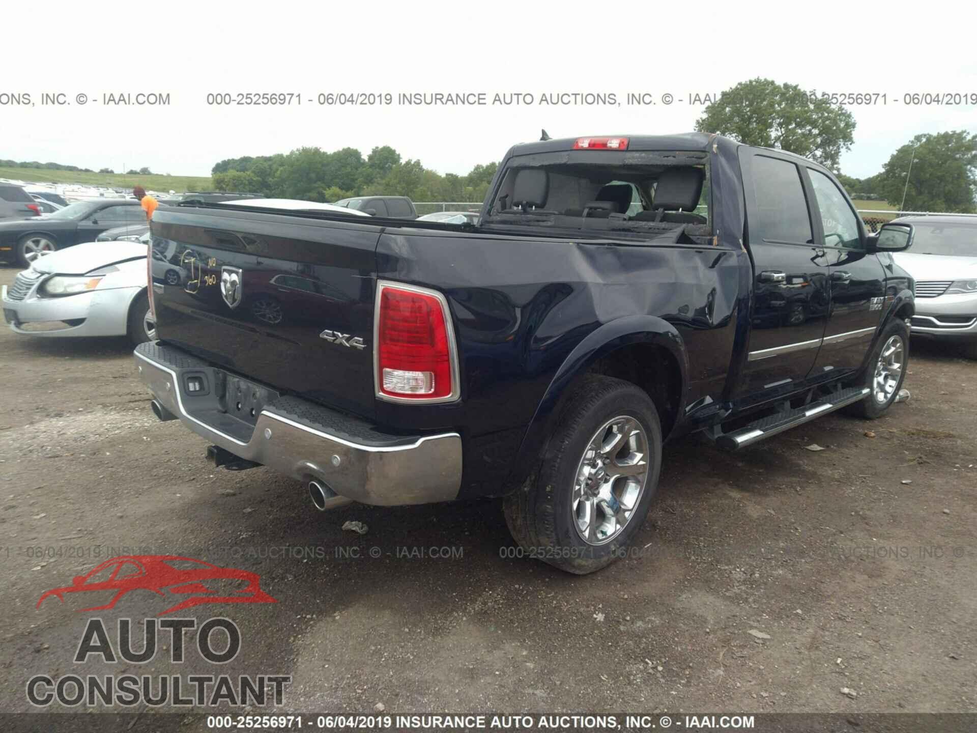 RAM 1500 2017 - 1C6RR7VM4HS686441