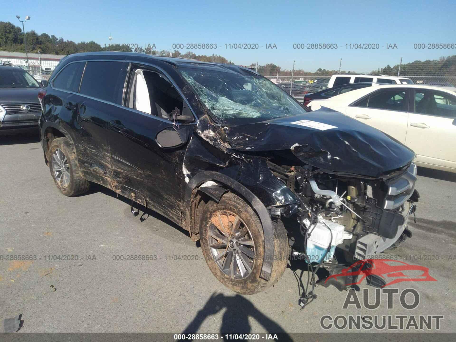 TOYOTA HIGHLANDER 2018 - 5TDJZRFH5JS826563