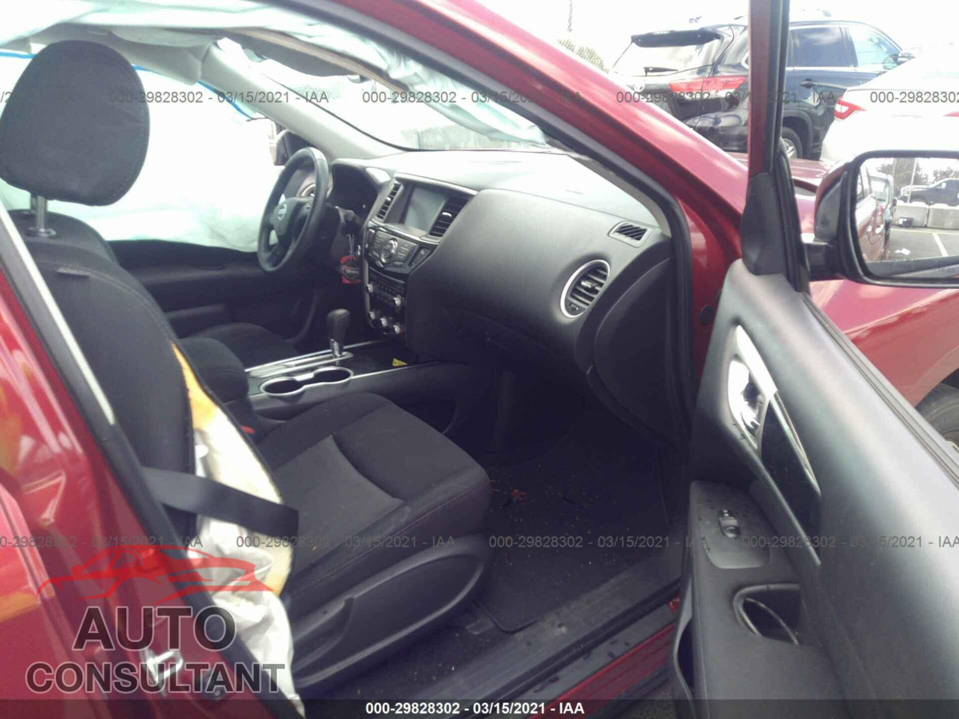 NISSAN PATHFINDER 2017 - 5N1DR2MN9HC910633