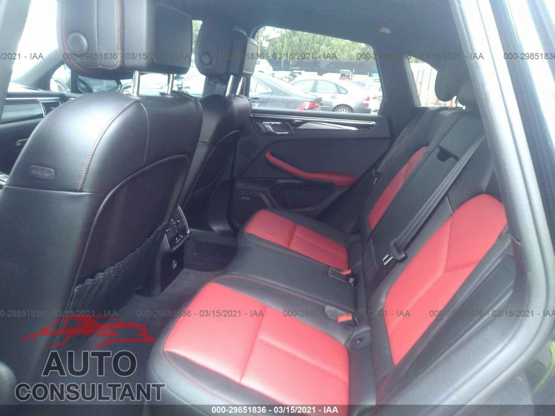 PORSCHE MACAN 2018 - WP1AA2A53JLB18971