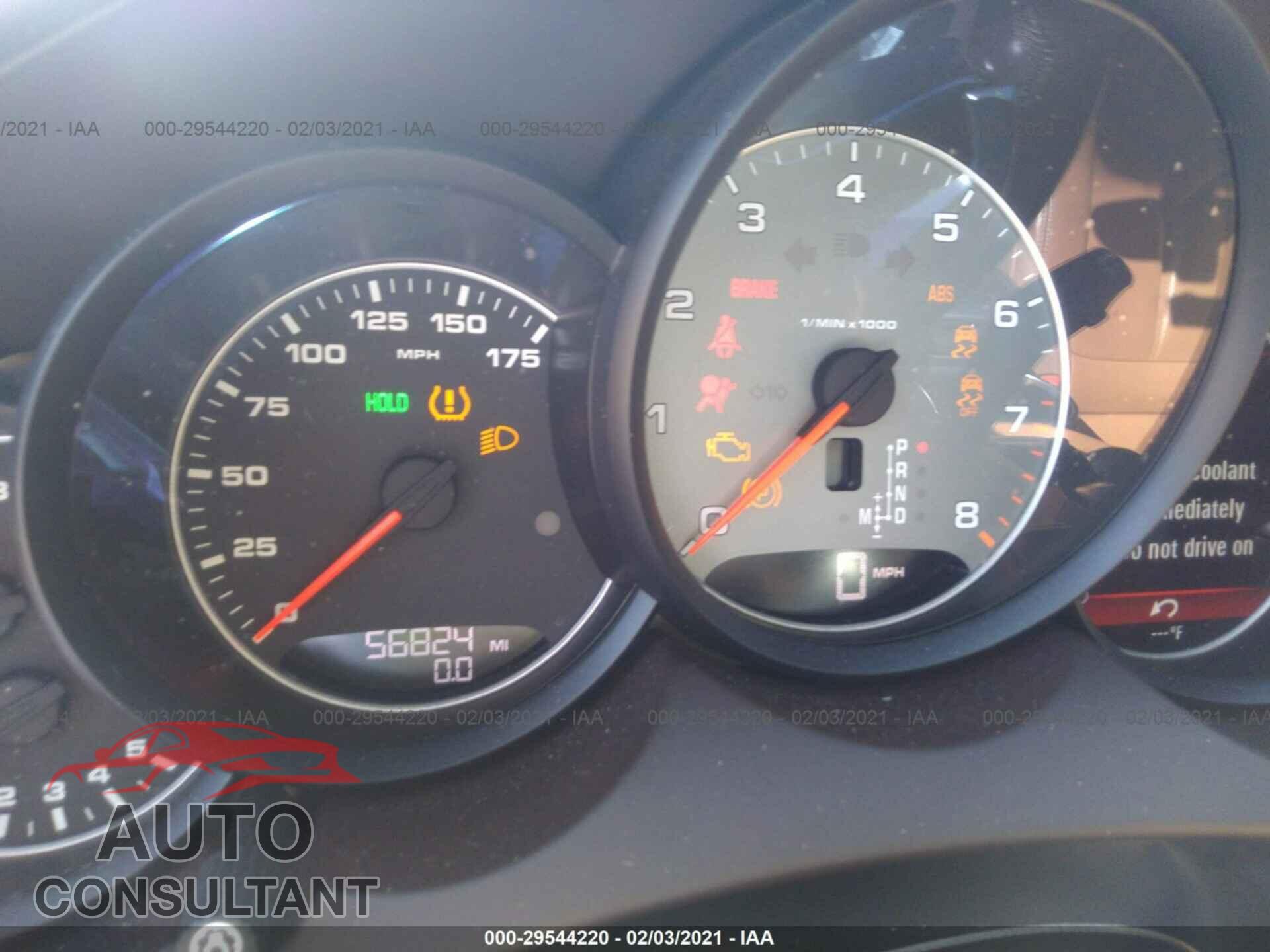 PORSCHE CAYENNE 2016 - WP1AB2A24GLA92375