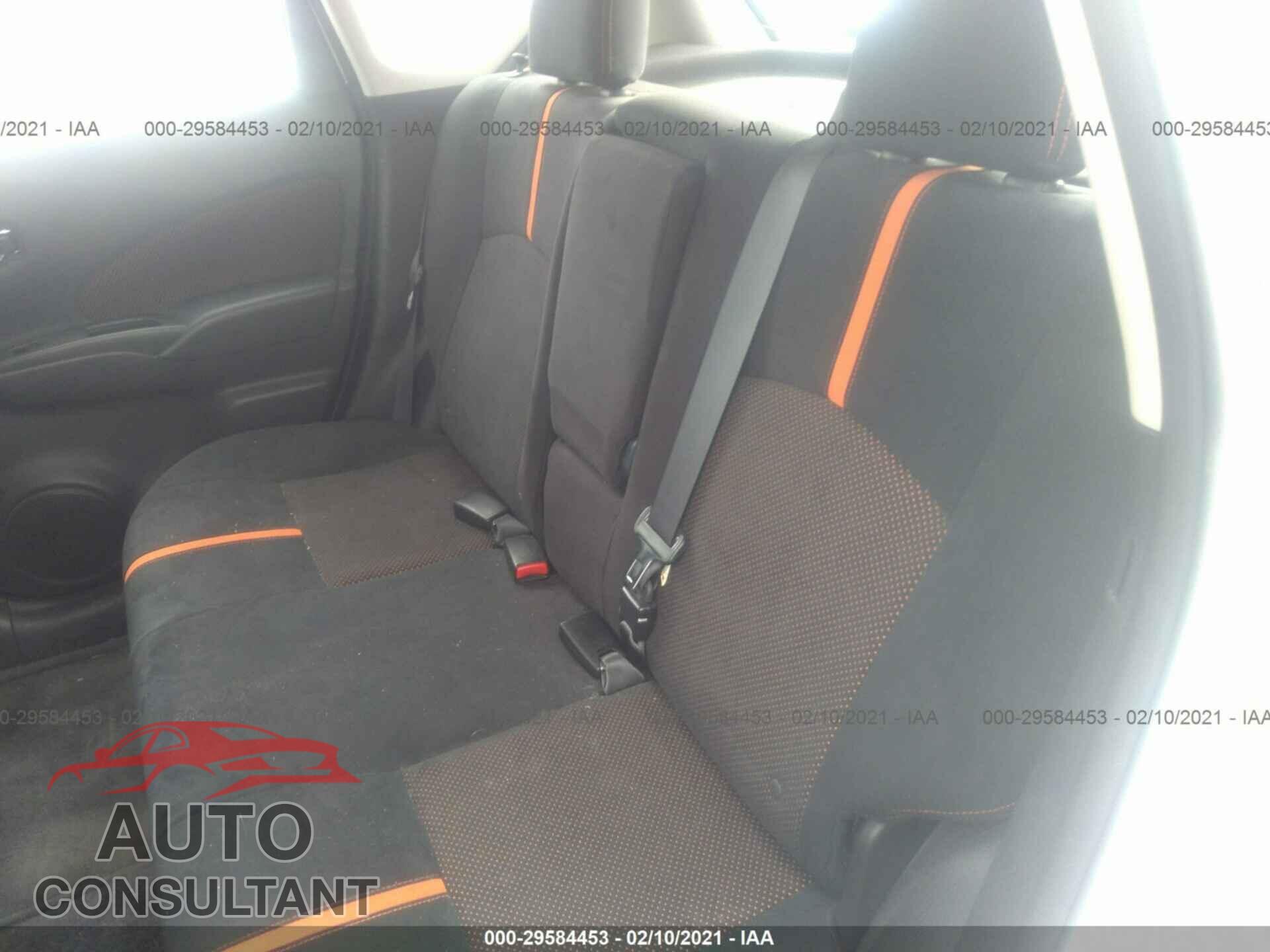 NISSAN VERSA NOTE 2017 - 3N1CE2CP3HL357421