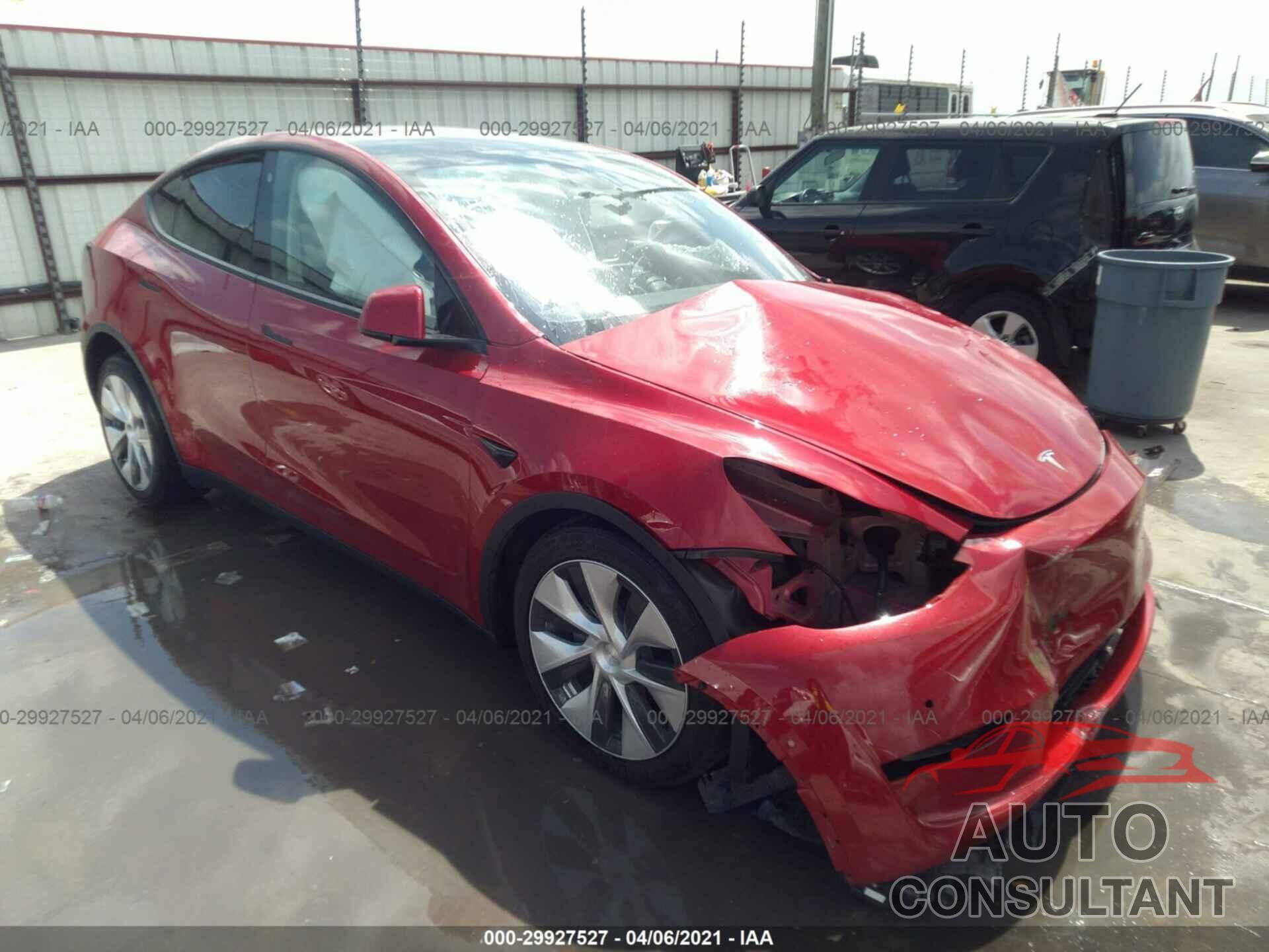 TESLA MODEL Y 2021 - 5YJYGDEE5MF106848