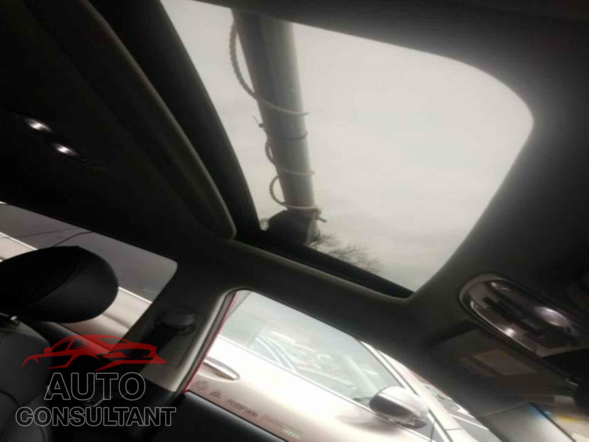 KIA NIRO 2018 - KNDCE3LC9J5117084