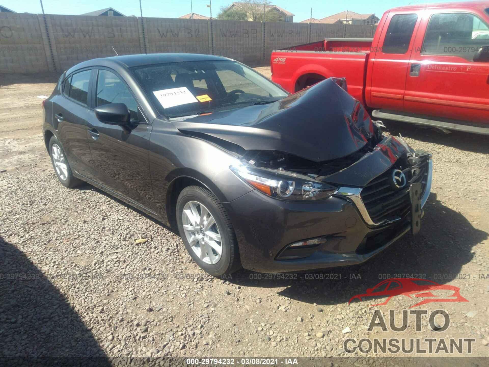 MAZDA MAZDA3 5-DOOR 2017 - 3MZBN1K72HM138011