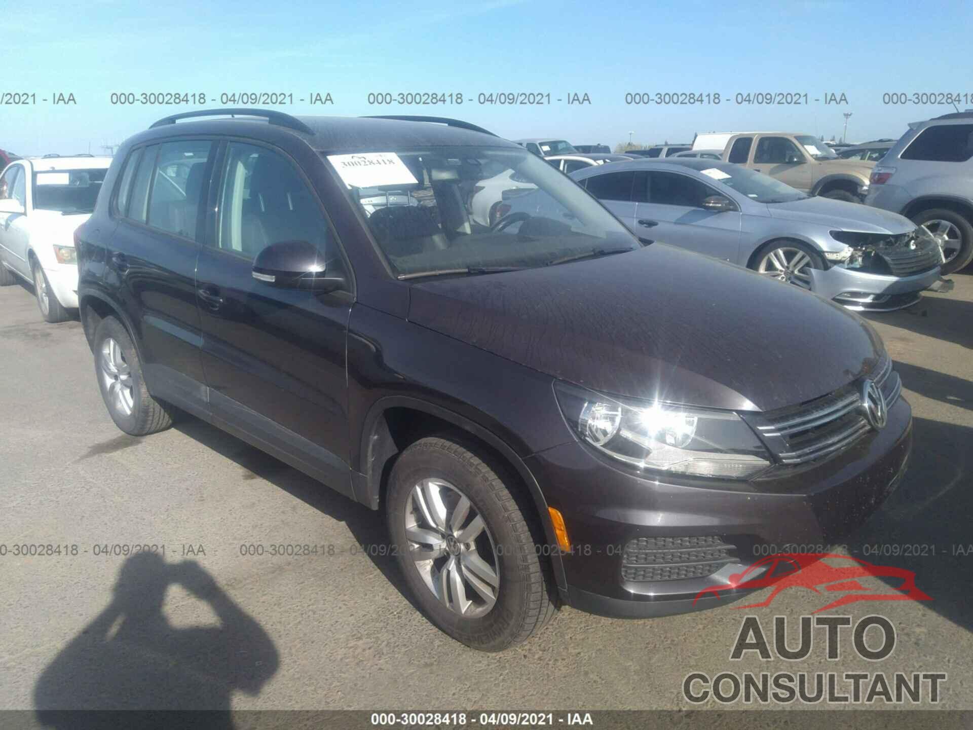 VOLKSWAGEN TIGUAN 2016 - WVGAV7AX3GW583659