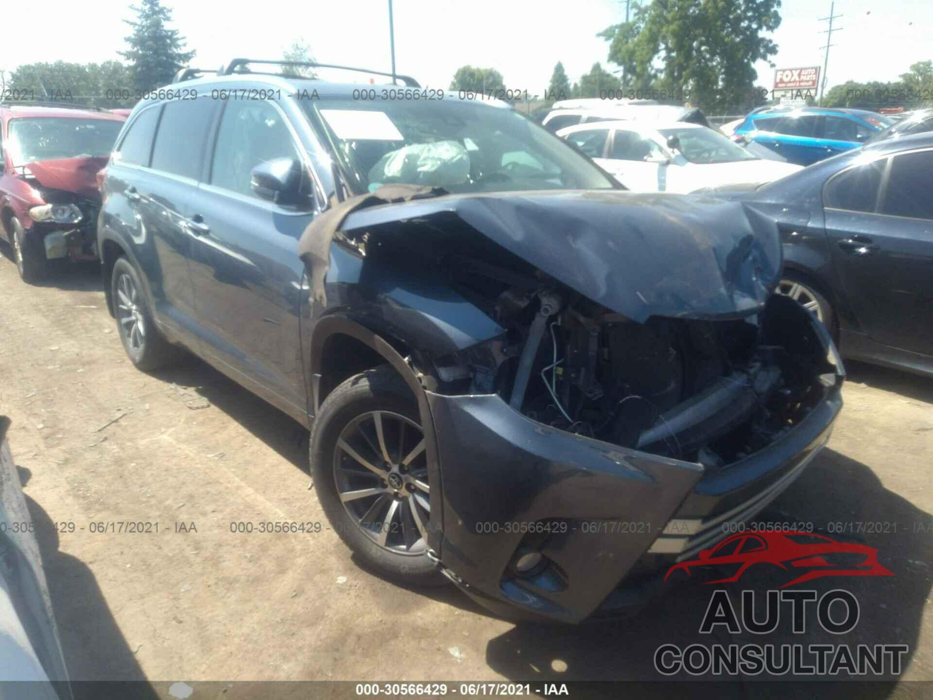 TOYOTA HIGHLANDER 2017 - 5TDJZRFH8HS518698