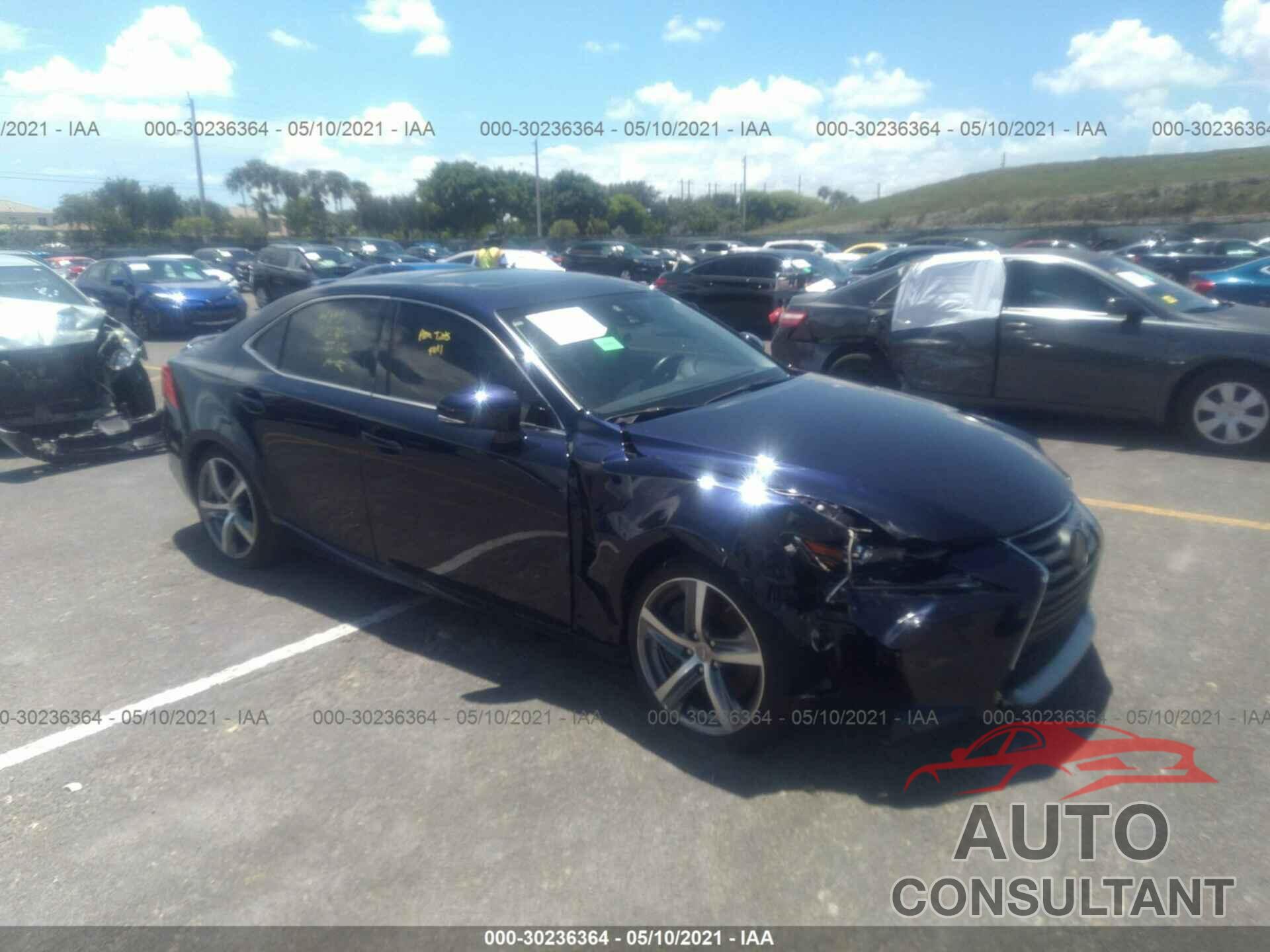 LEXUS IS 2018 - JTHBA1D29J5070400