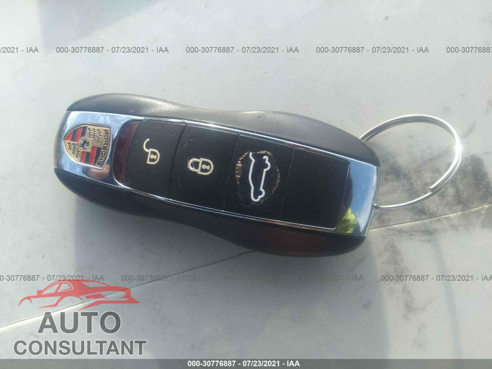 PORSCHE CAYENNE 2016 - WP1AA2A20GKA14409