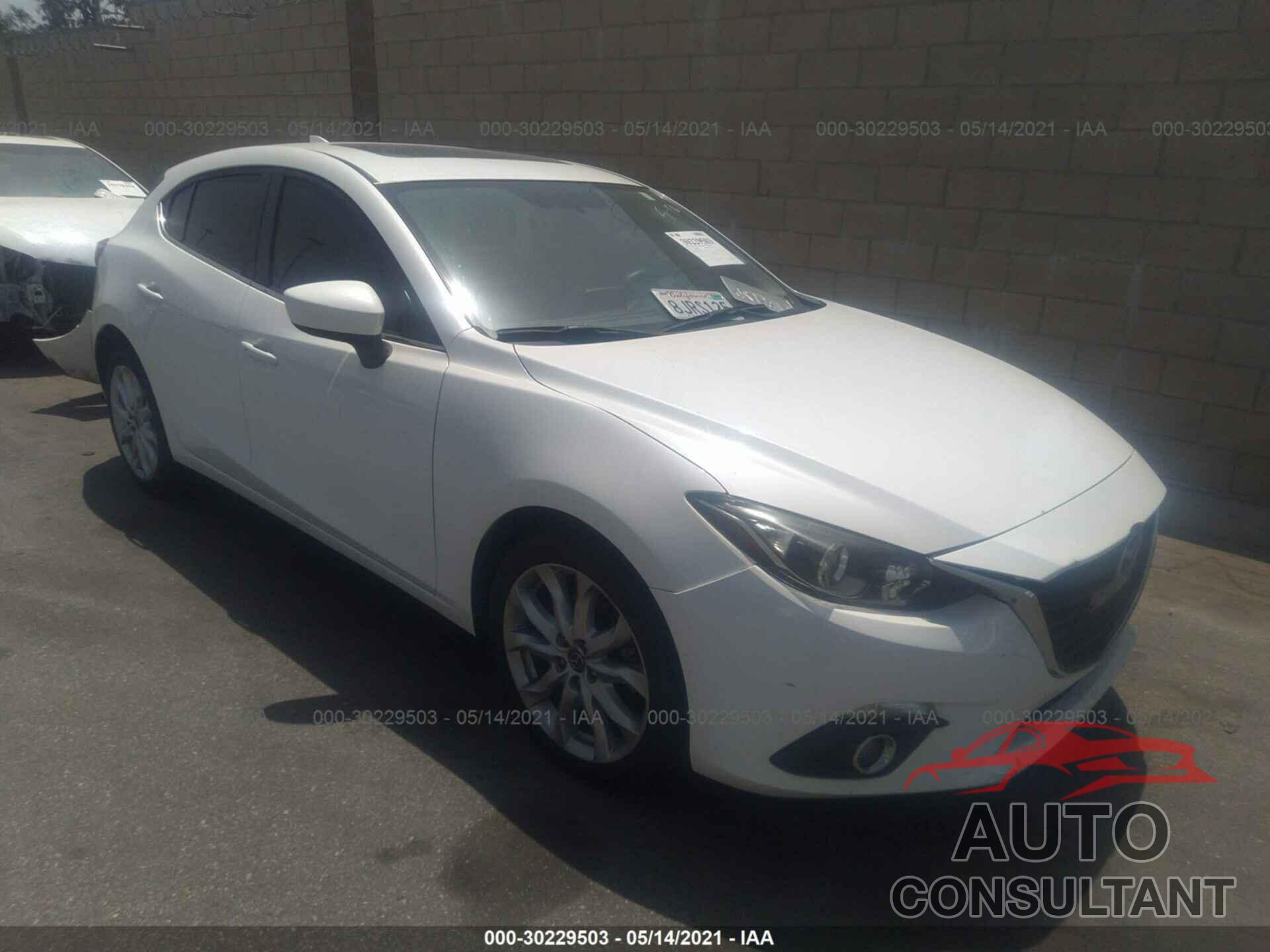 MAZDA MAZDA3 2016 - JM1BM1M33G1281268