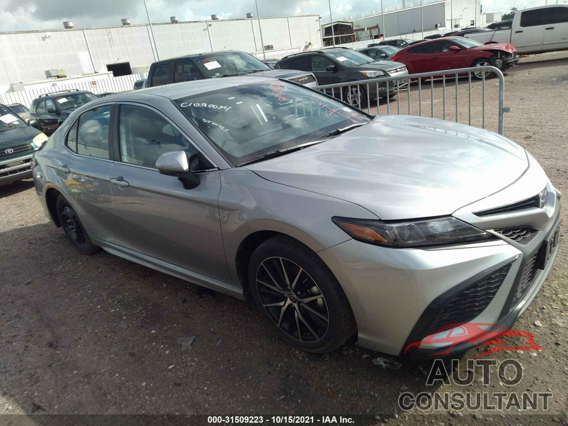 TOYOTA CAMRY 2021 - 4T1G11AK7MU580245