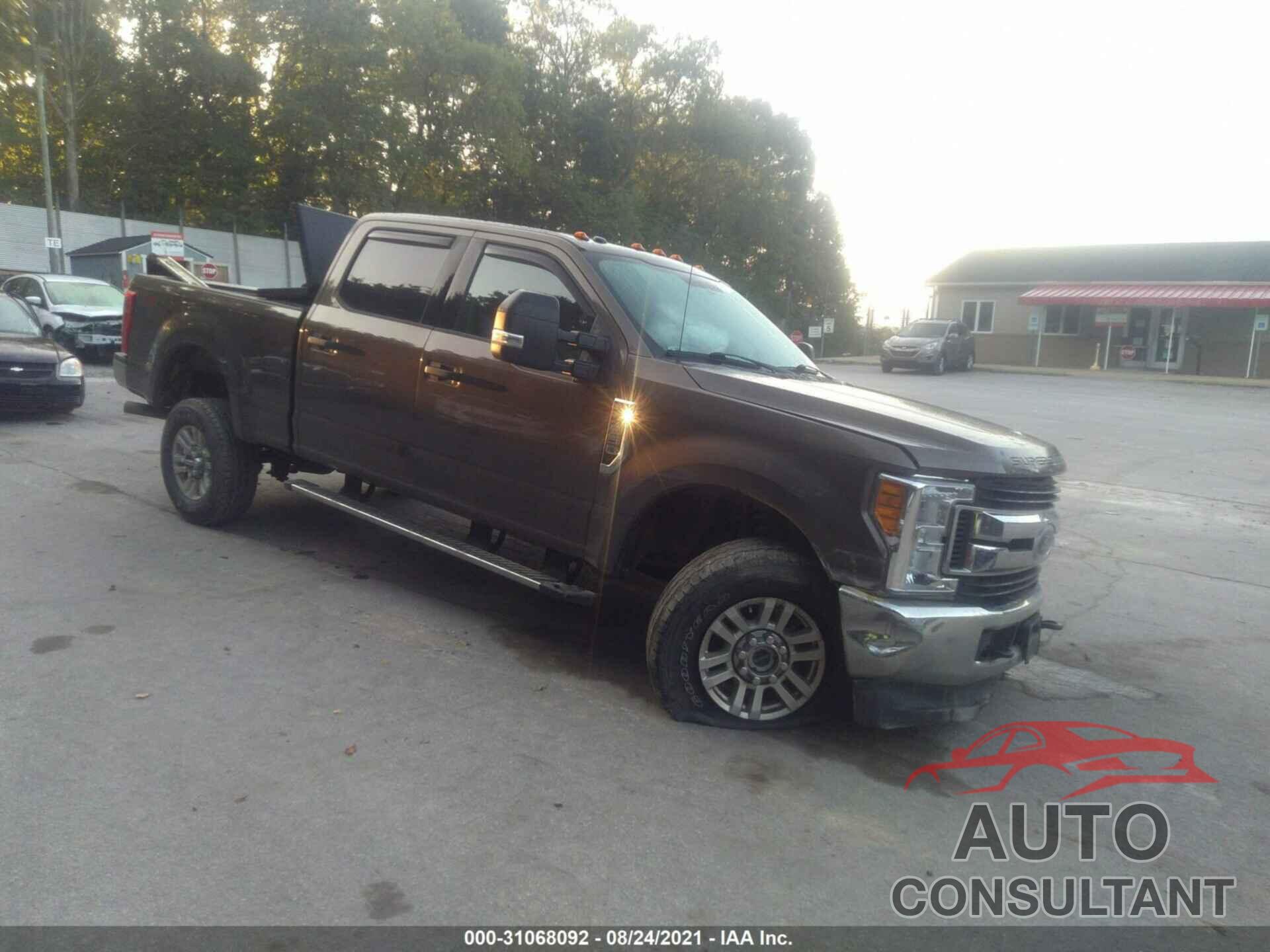 FORD SUPER DUTY F-250 SRW 2017 - 1FT7W2B66HEE00170