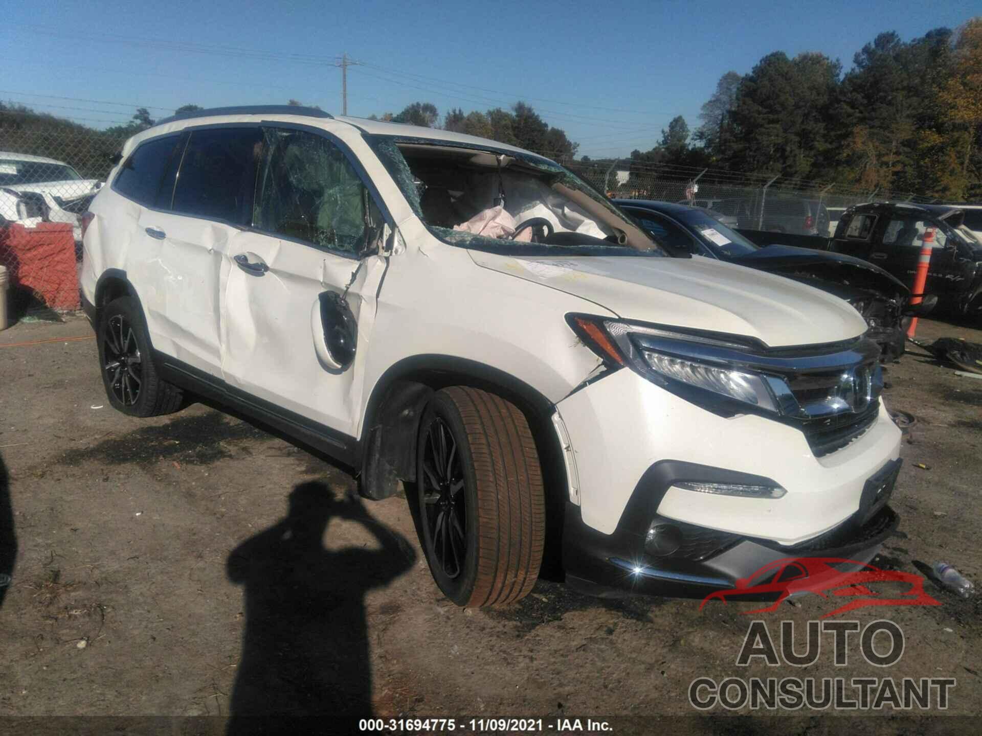 HONDA PILOT 2019 - 5FNYF6H69KB013637