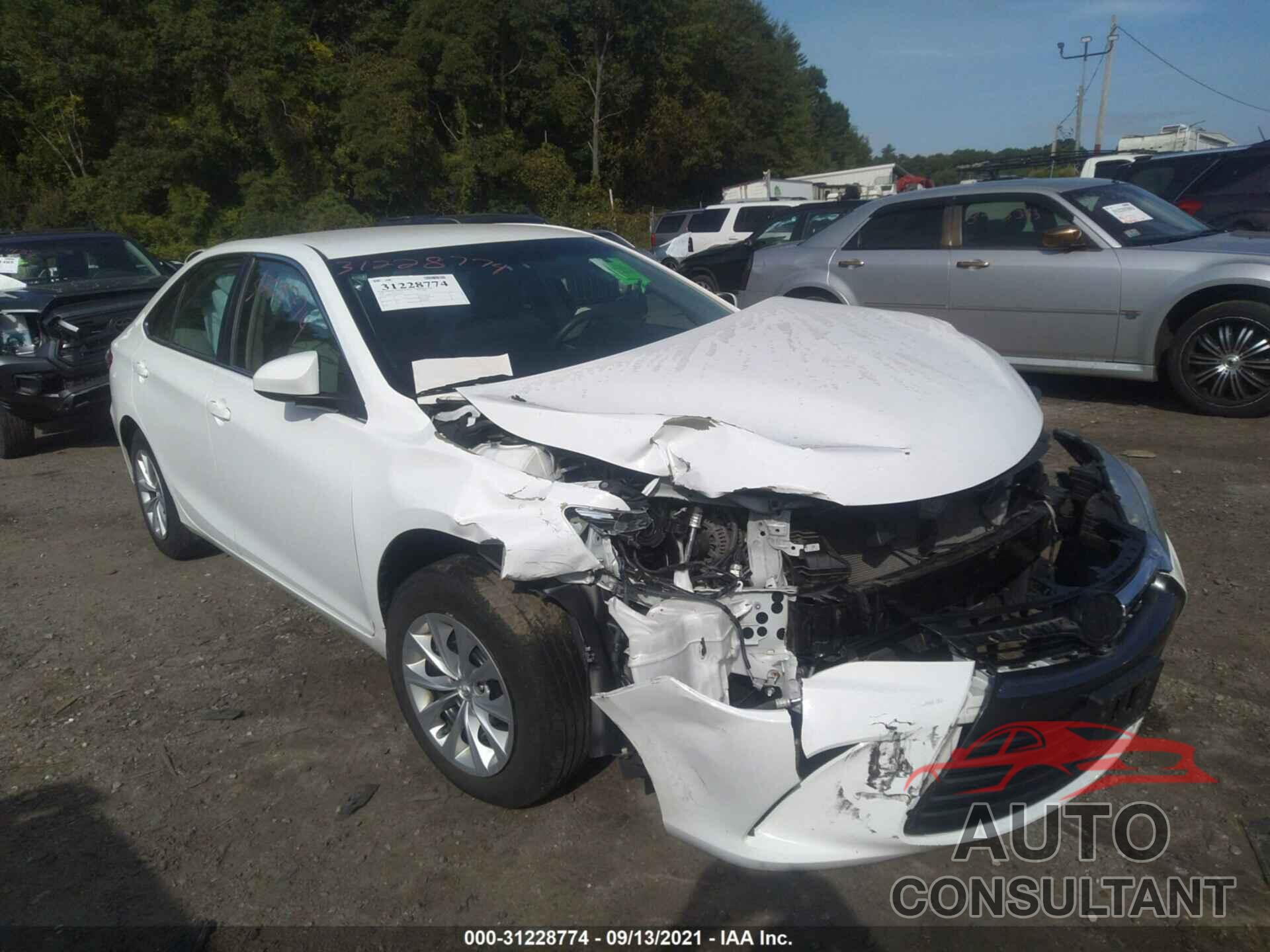 TOYOTA CAMRY 2016 - 4T4BF1FK5GR566925