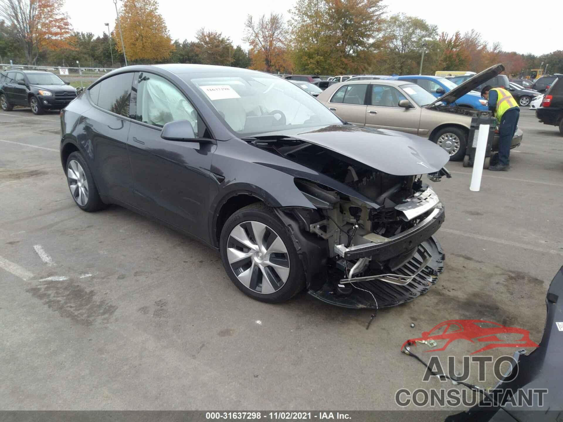 TESLA MODEL Y 2021 - 5YJYGDEE3MF251855