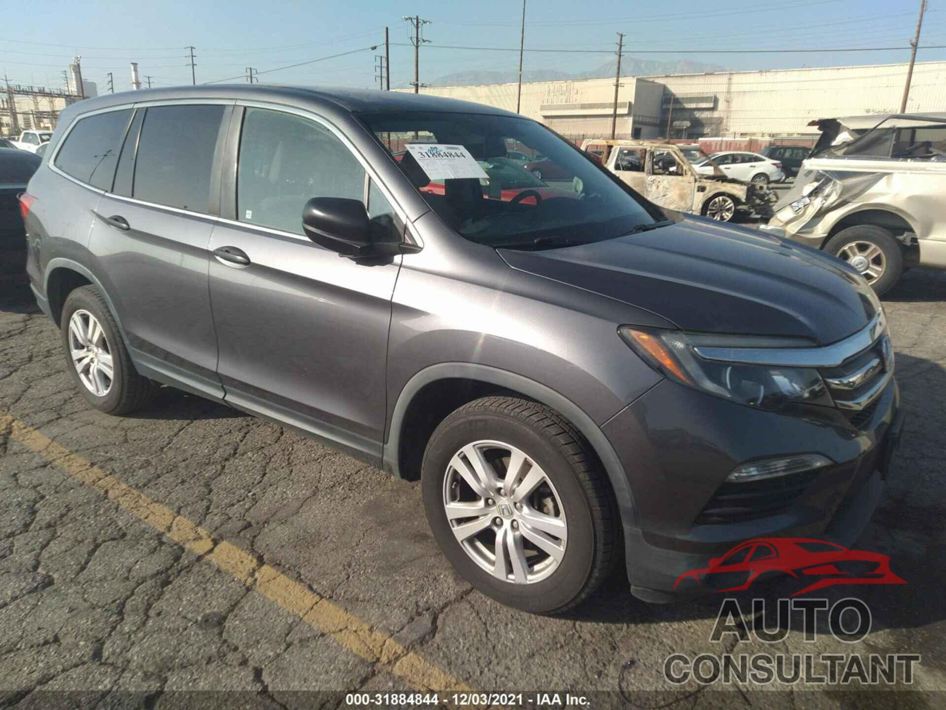 HONDA PILOT 2018 - 5FNYF5H14JB004616