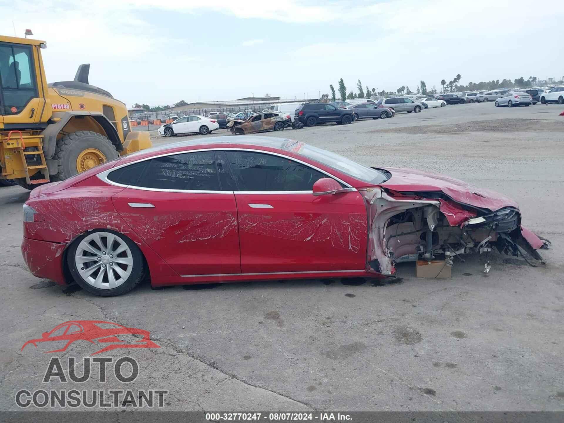 TESLA MODEL S 2017 - 5YJSA1E18HF213739