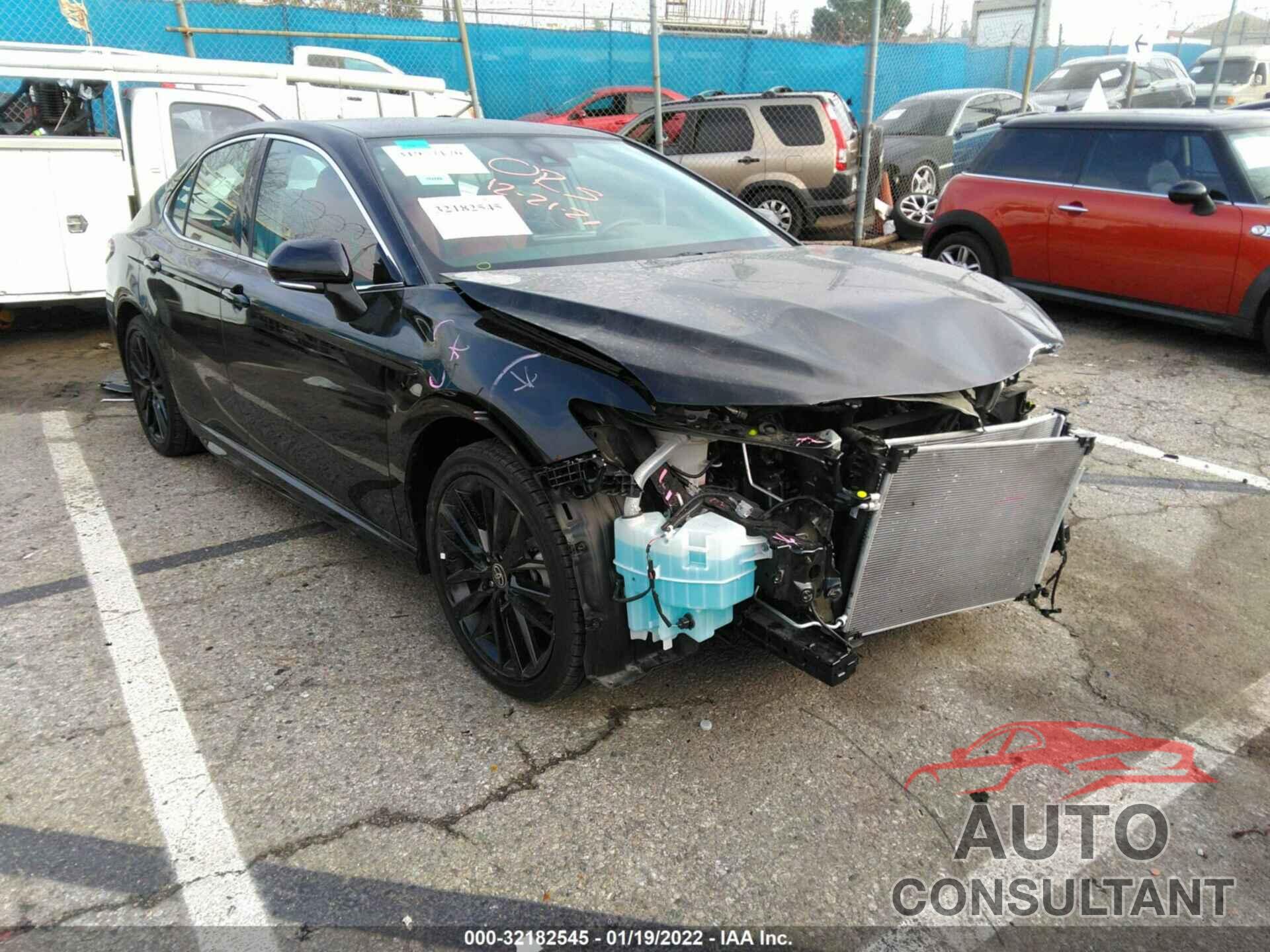 TOYOTA CAMRY 2021 - 4T1K61AK1MU423628