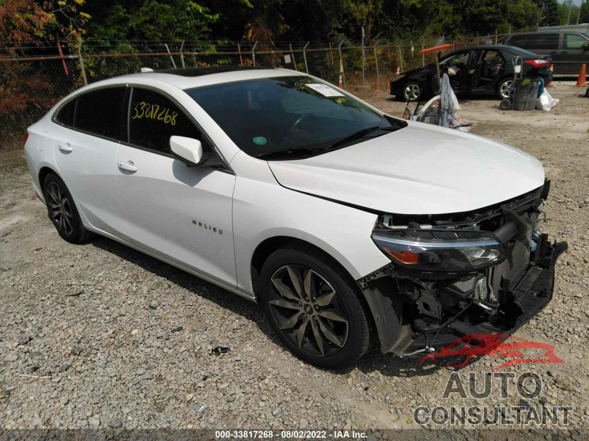 CHEVROLET MALIBU 2017 - 1G1ZE5STXHF114537