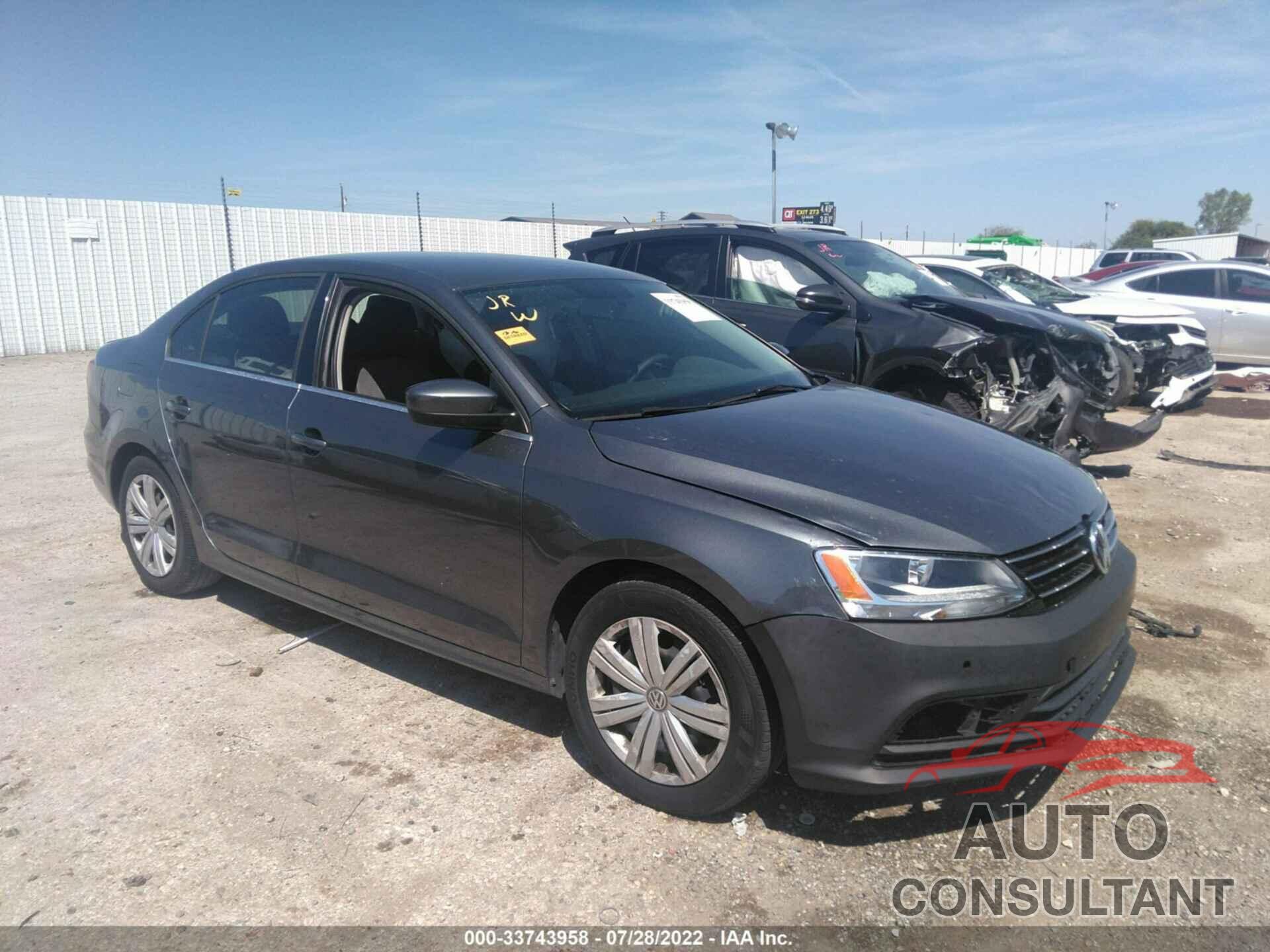 VOLKSWAGEN JETTA 2017 - 3VW2B7AJXHM362510