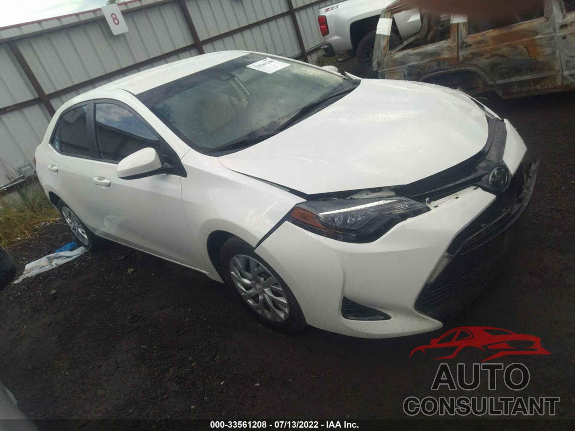 TOYOTA COROLLA 2018 - 5YFBURHE4JP757217