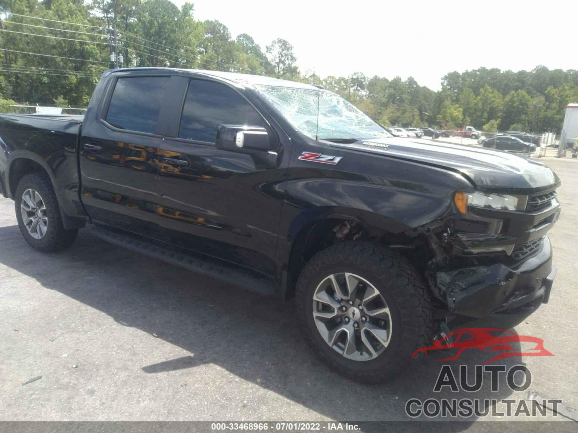CHEVROLET SILVERADO 1500 2021 - 1GCUYEET1MZ266641