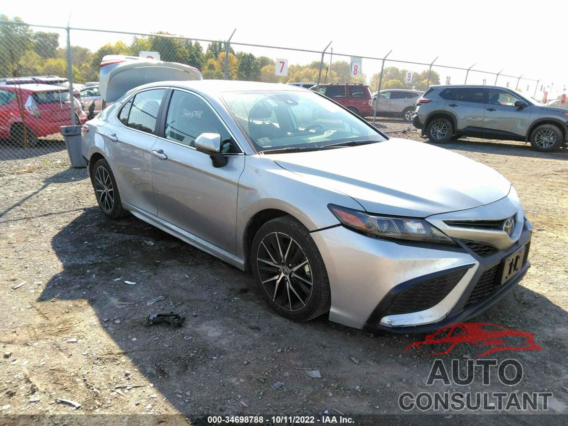 TOYOTA CAMRY 2021 - 4T1G11AK9MU587391