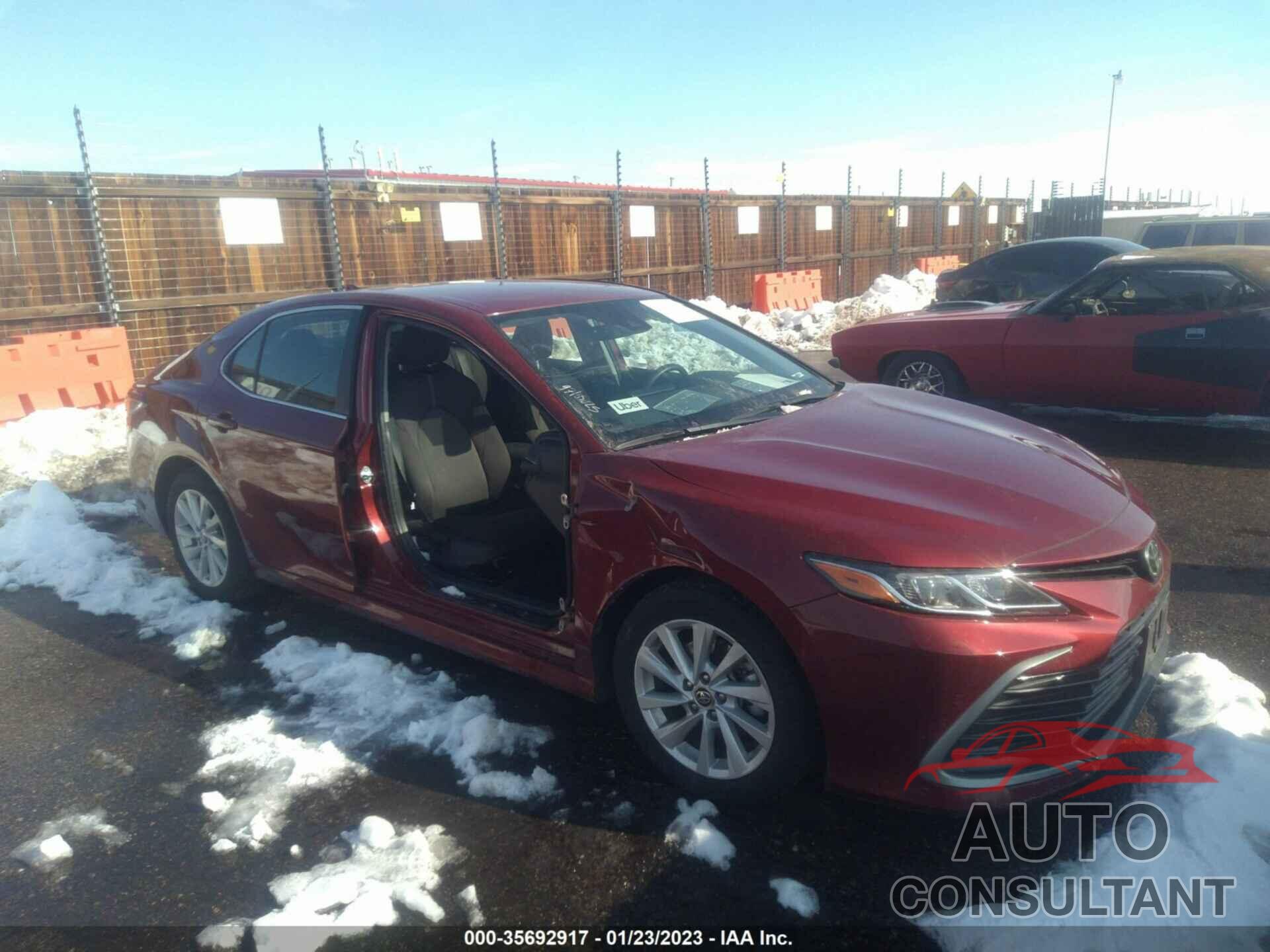 TOYOTA CAMRY 2021 - 4T1C11AK2MU586534