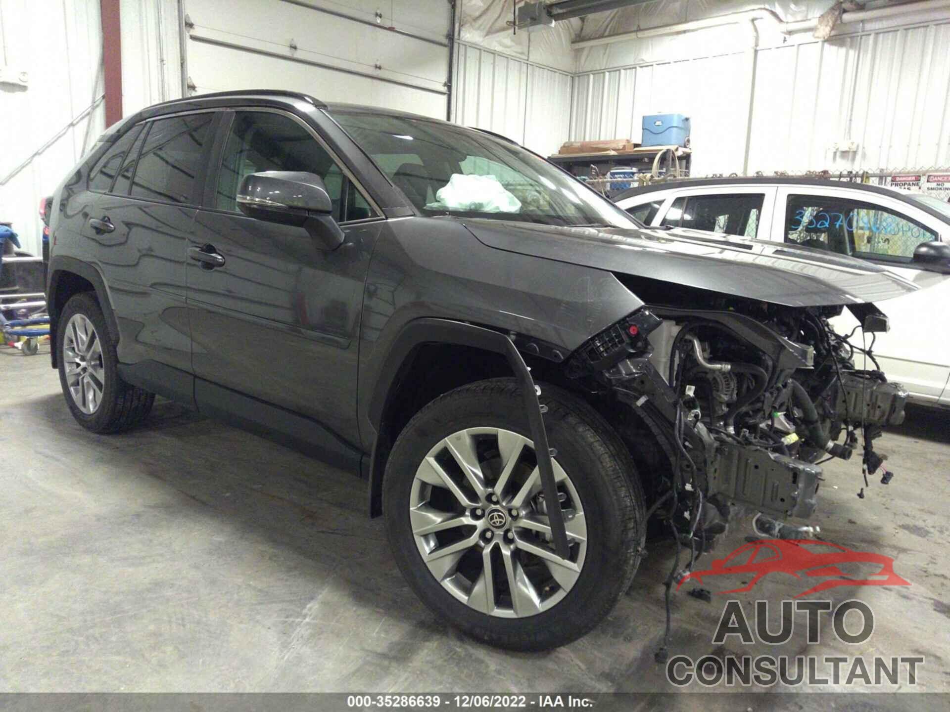 TOYOTA RAV4 2022 - 2T3A1RFV7NC299614
