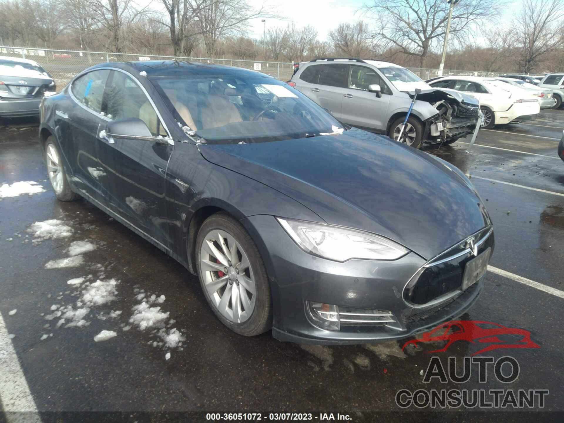 TESLA MODEL S 2015 - 5YJSA4H28FFP74297