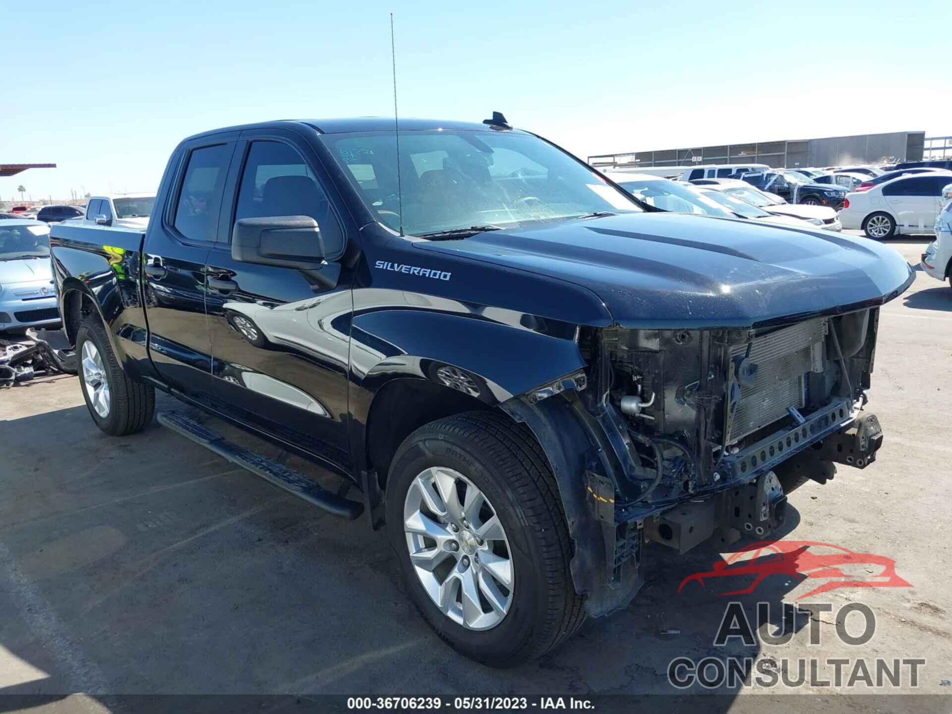 CHEVROLET SILVERADO 1500 2020 - 1GCRWBEF8LZ372541