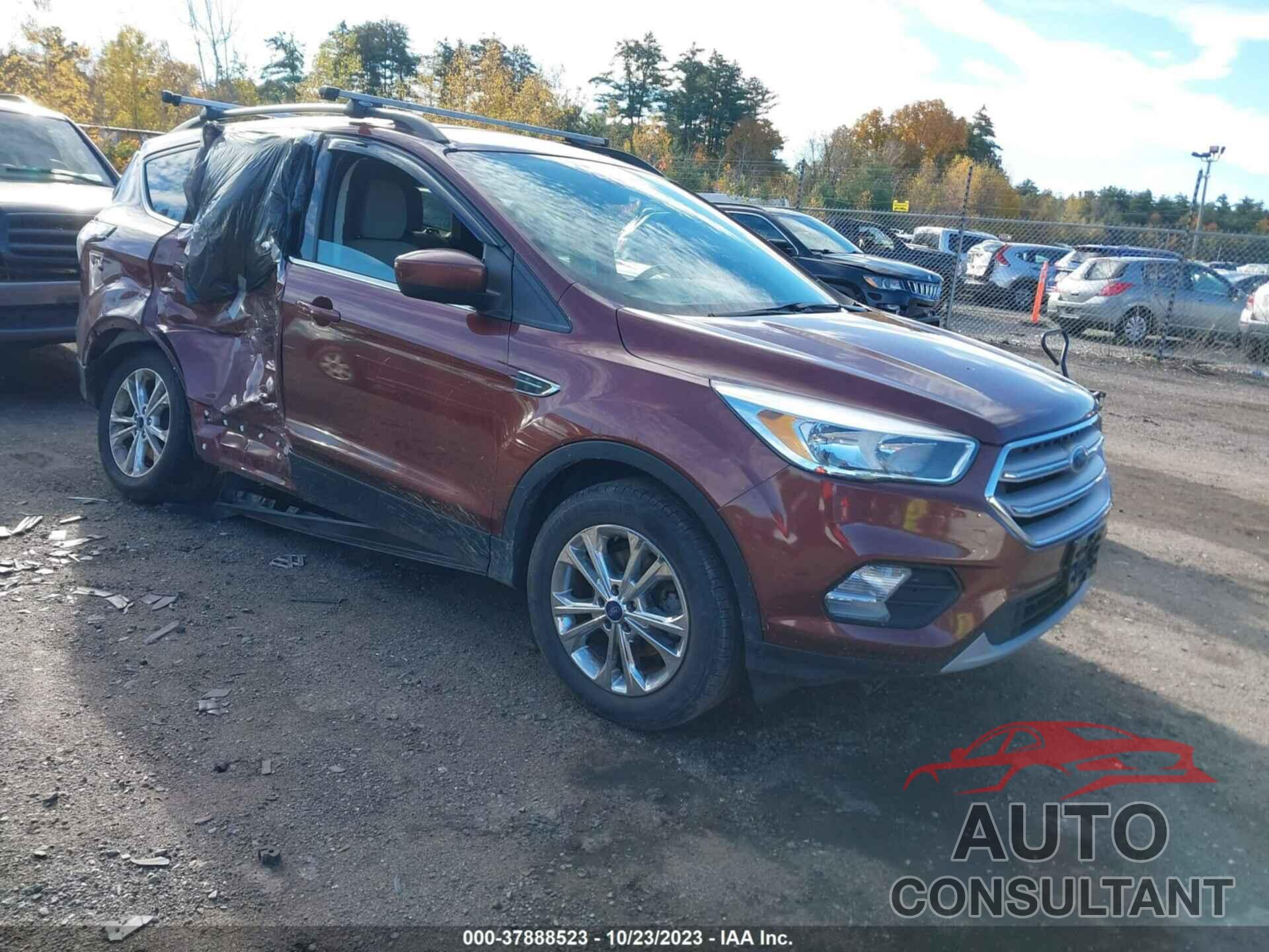 FORD ESCAPE 2018 - 1FMCU0GD2JUA08682