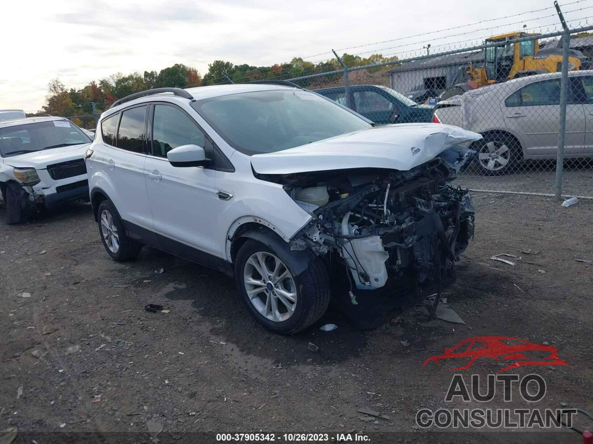 FORD ESCAPE 2018 - 1FMCU0GD8JUA75285