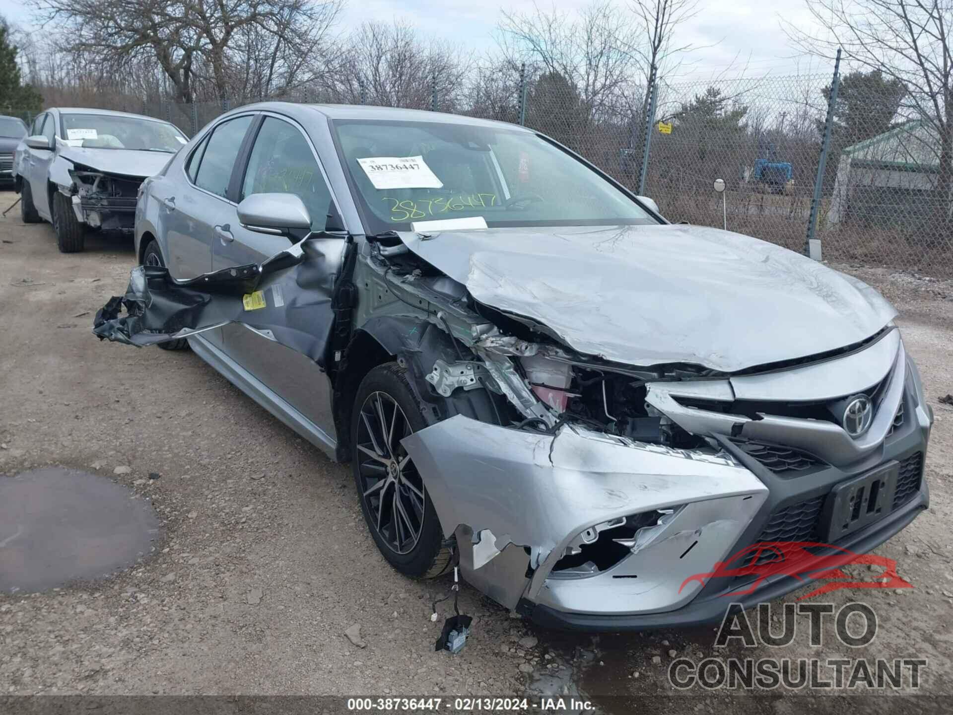 TOYOTA CAMRY 2021 - 4T1G11BK2MU021121