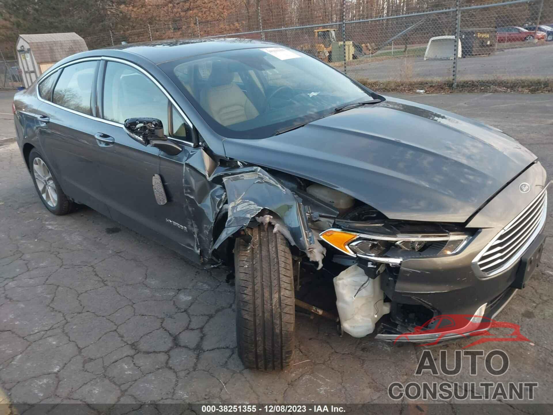 FORD FUSION HYBRID 2019 - 3FA6P0MU0KR125527