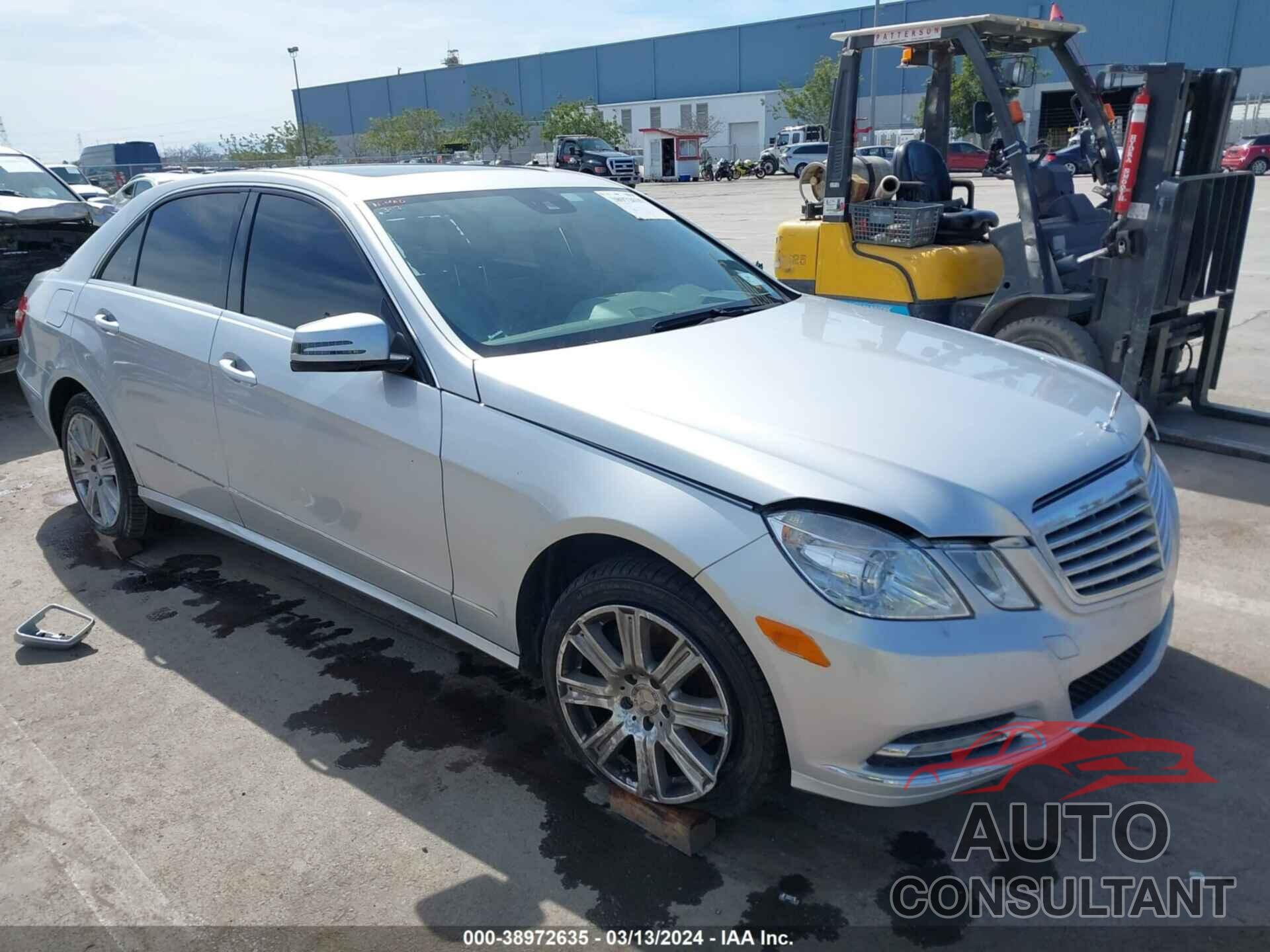 MERCEDES-BENZ E 350 2013 - WDDHF5KB0DA688195