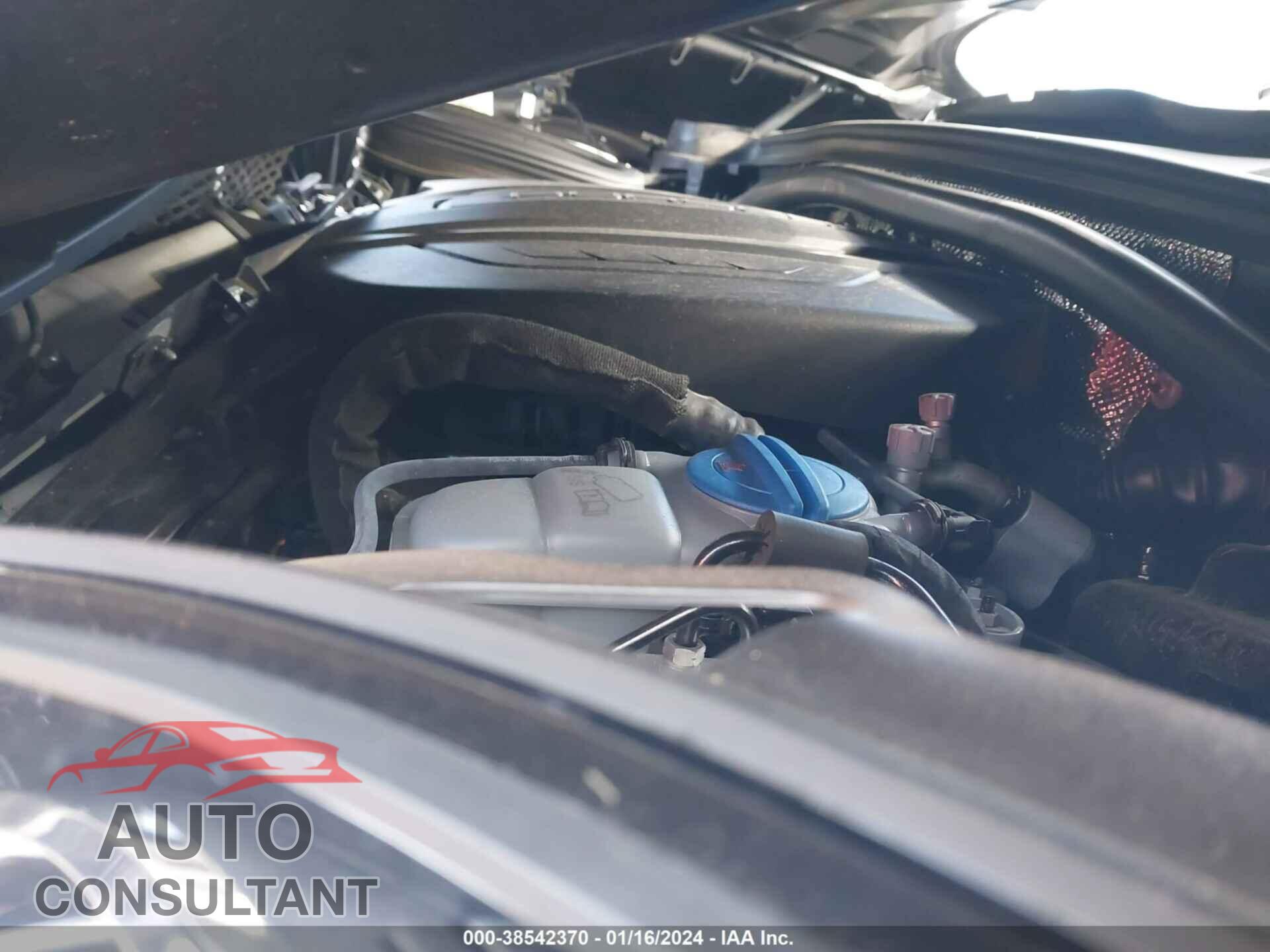 PORSCHE MACAN 2018 - WP1AA2A52JLB03667