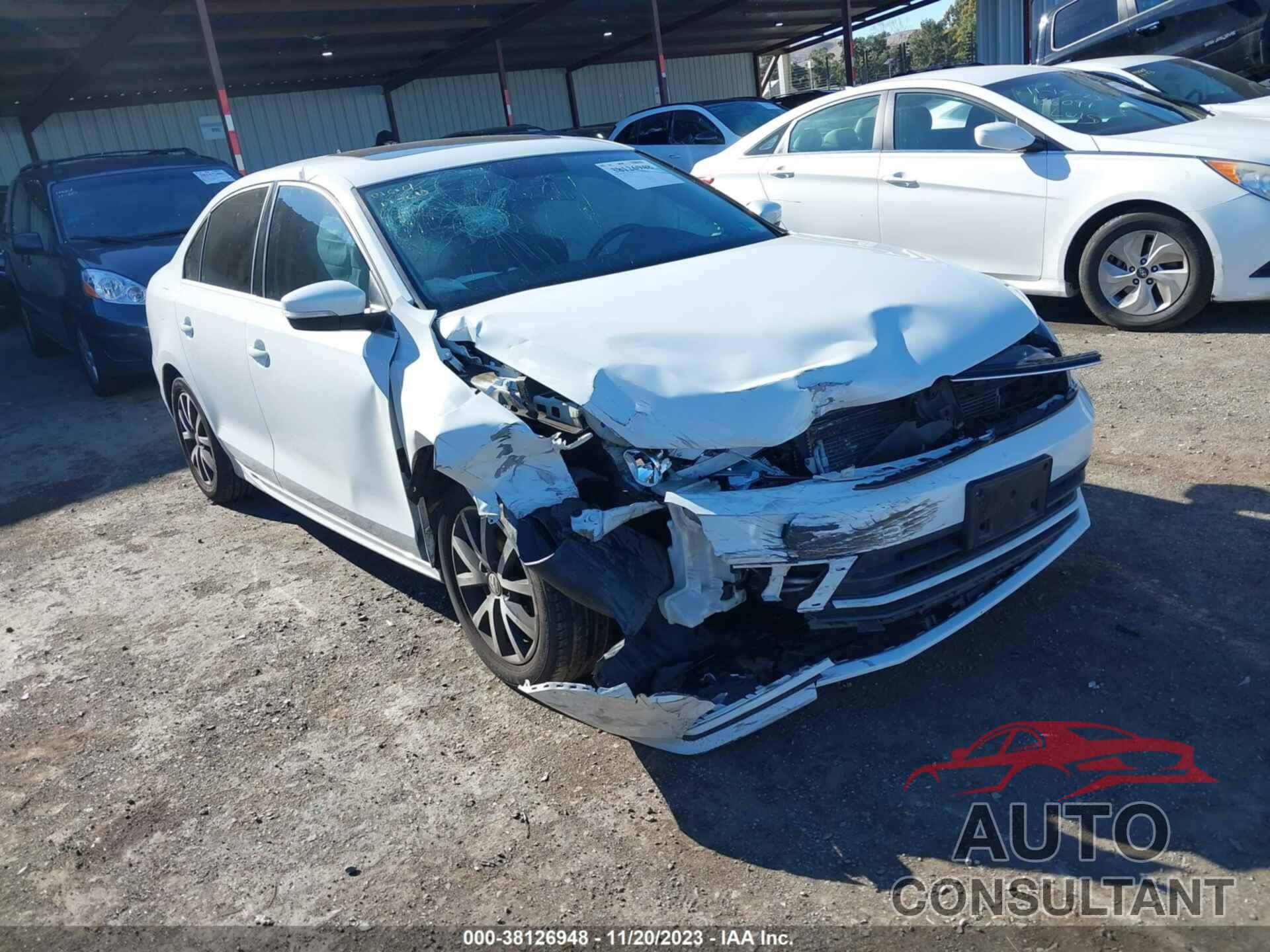 VOLKSWAGEN JETTA 2017 - 3VWDB7AJ2HM223433