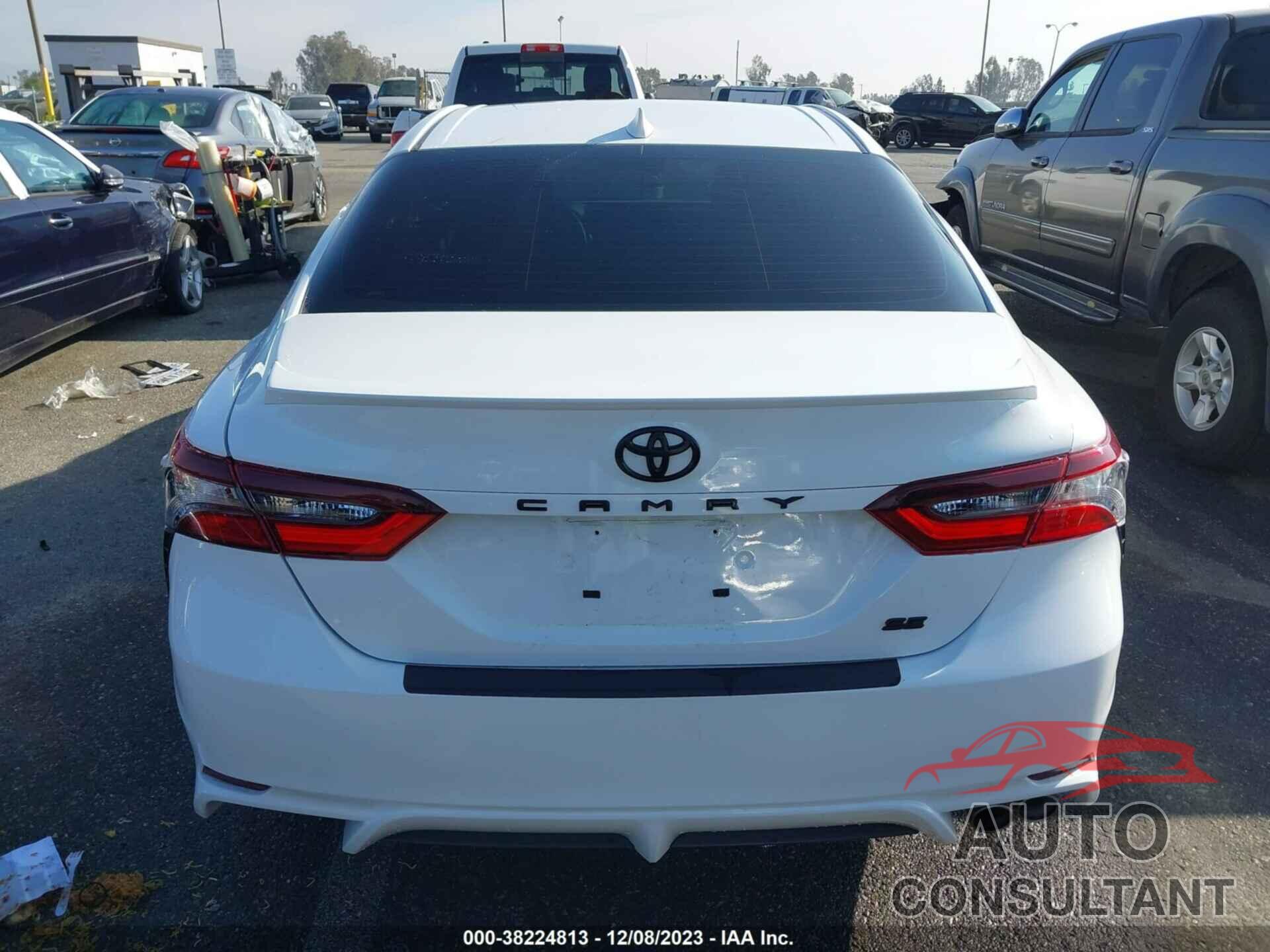 TOYOTA CAMRY 2021 - 4T1G11AK2MU582145