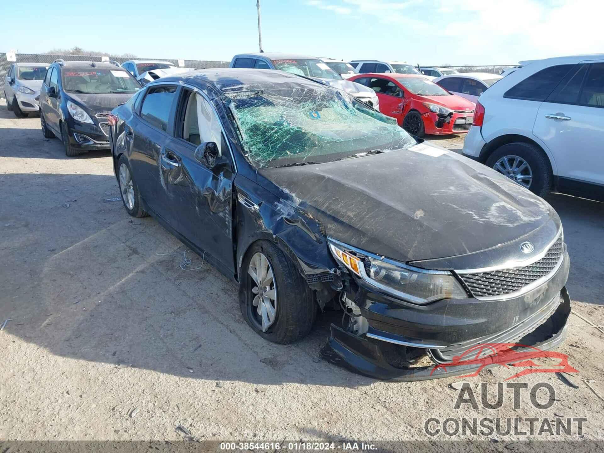 KIA OPTIMA 2018 - 5XXGT4L30JG245190