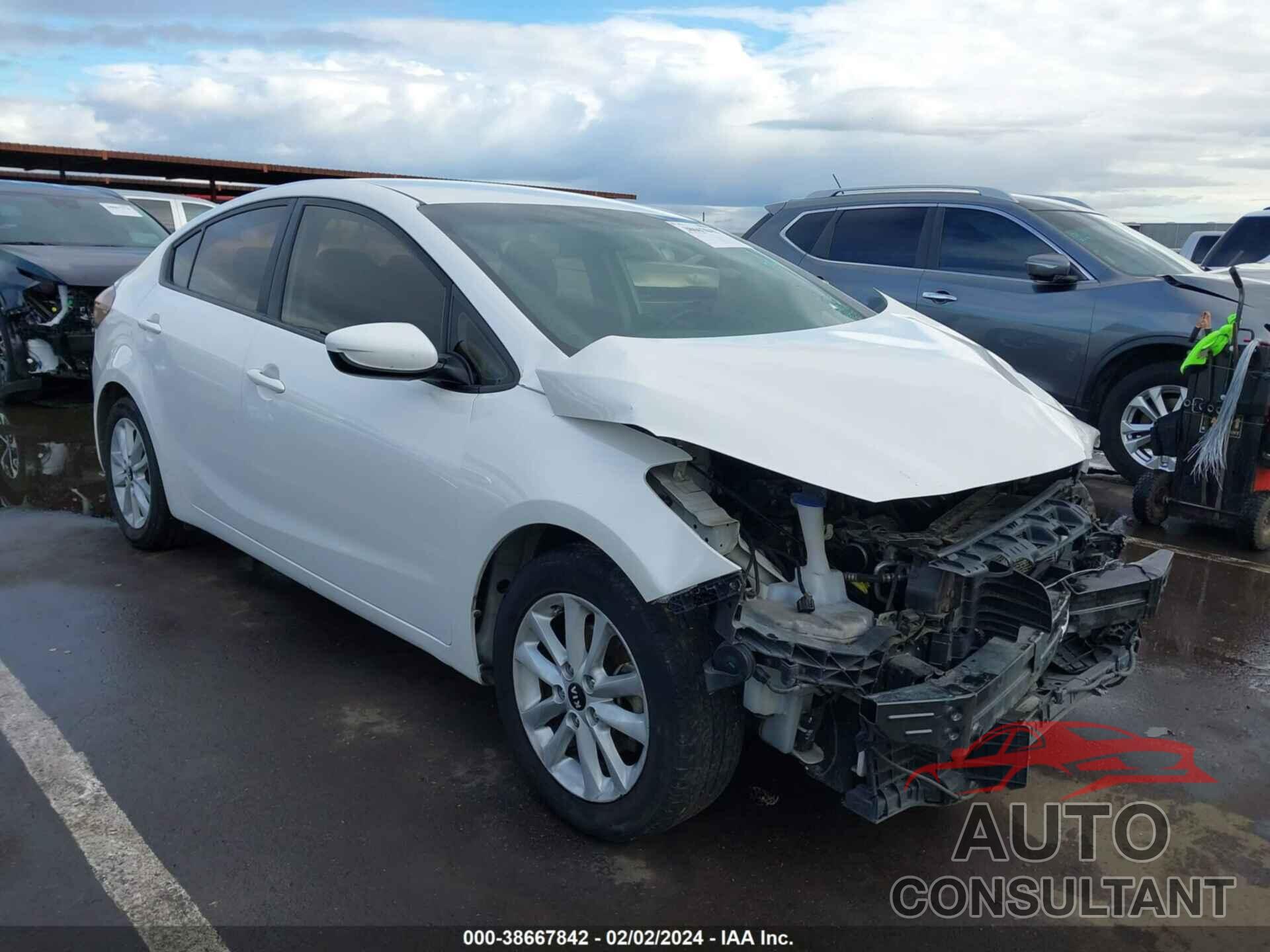 KIA FORTE 2017 - 3KPFL4A74HE048852