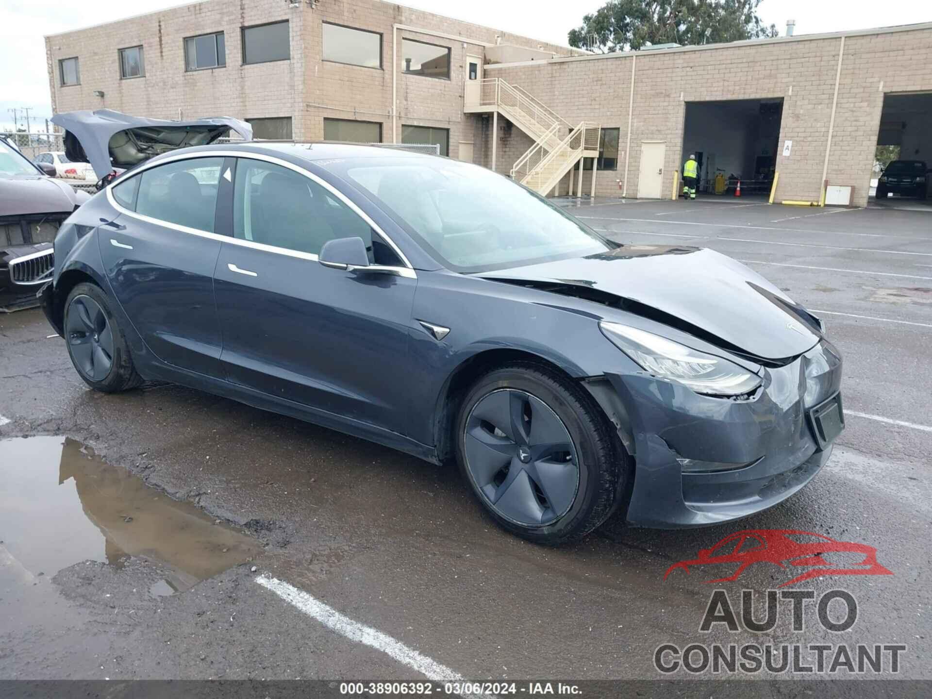 TESLA MODEL 3 2018 - 5YJ3E1EA3JF028125