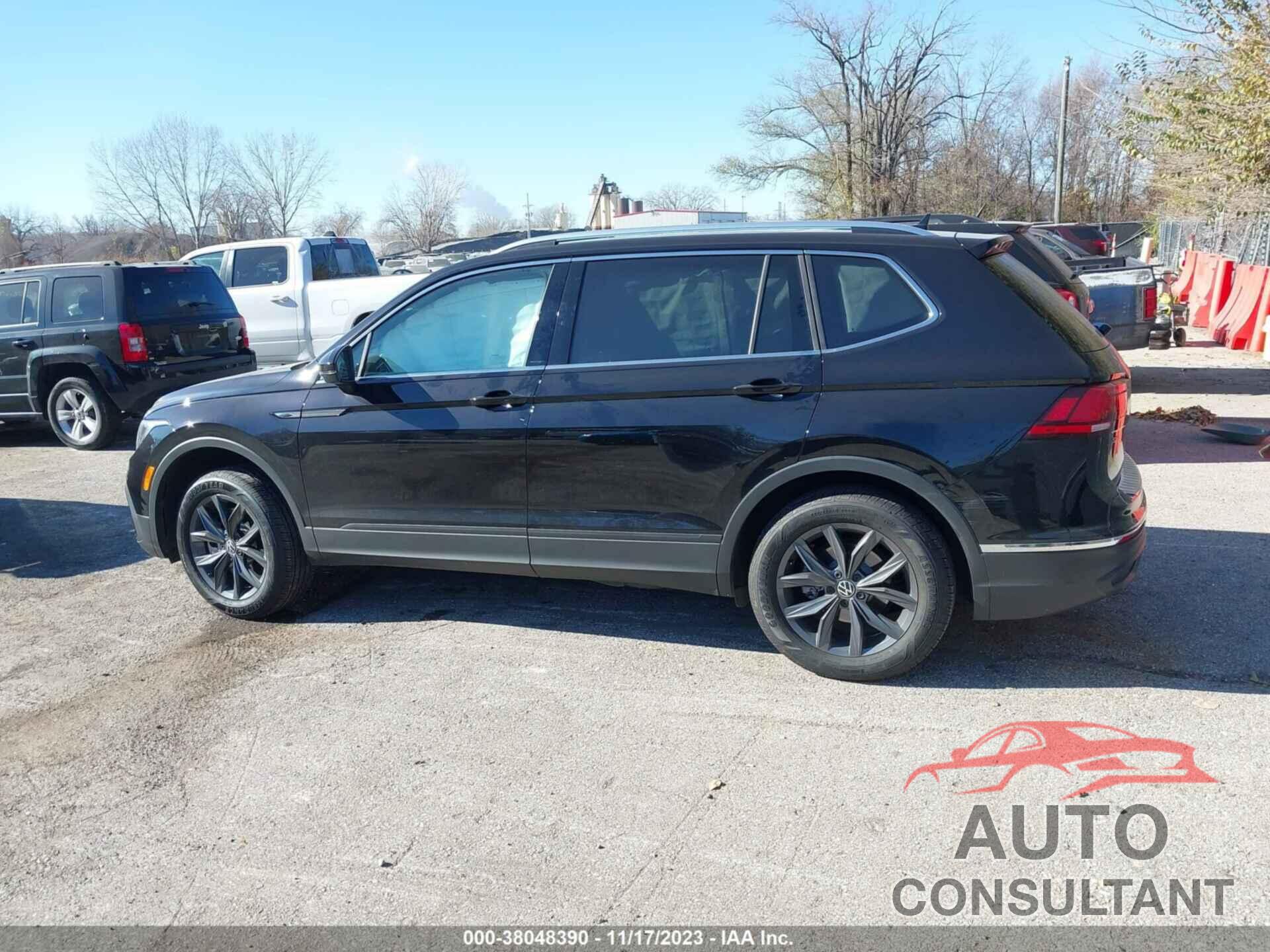 VOLKSWAGEN TIGUAN 2022 - 3VV2B7AX4NM173906