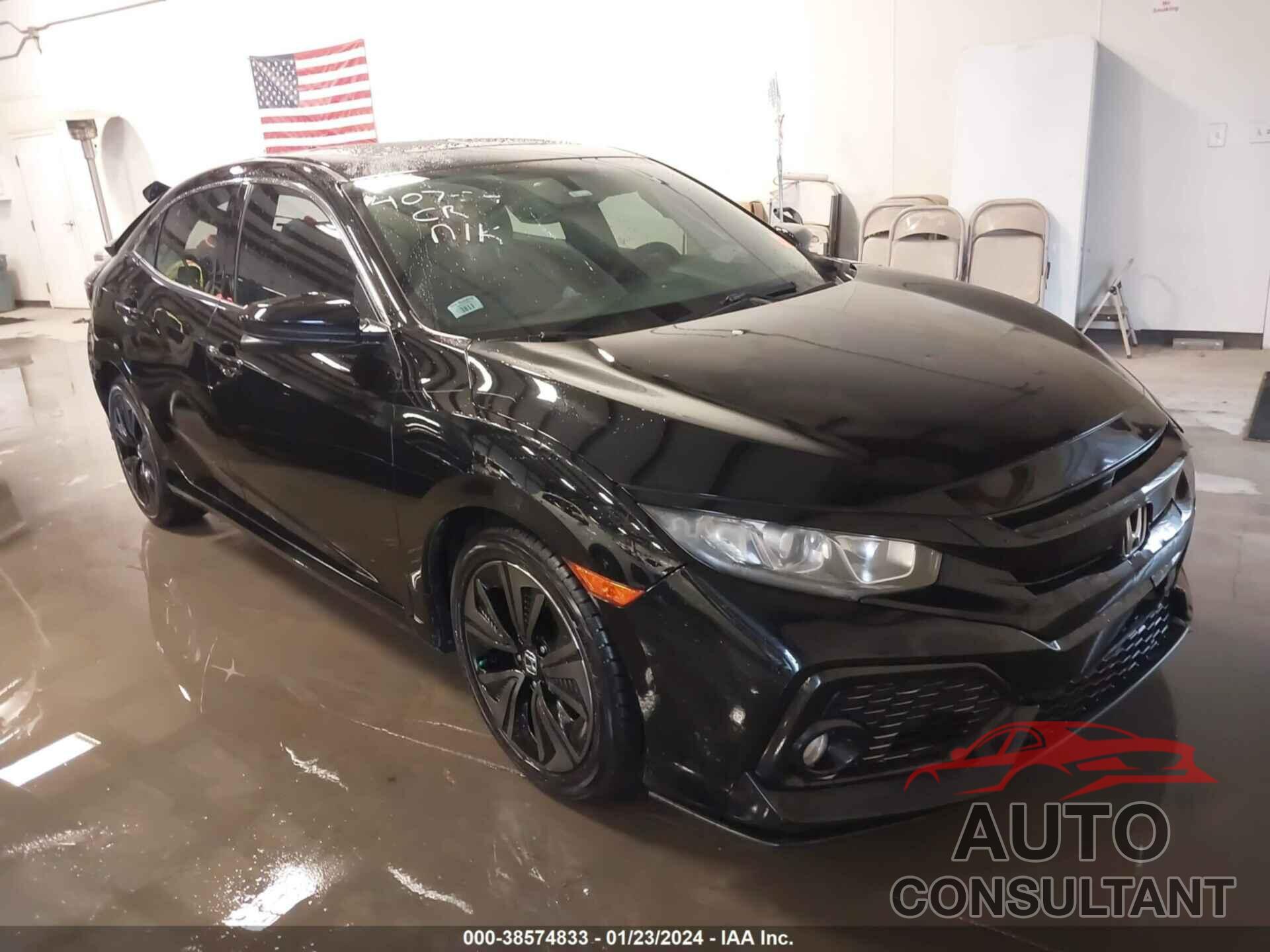 HONDA CIVIC 2018 - SHHFK7H51JU218866