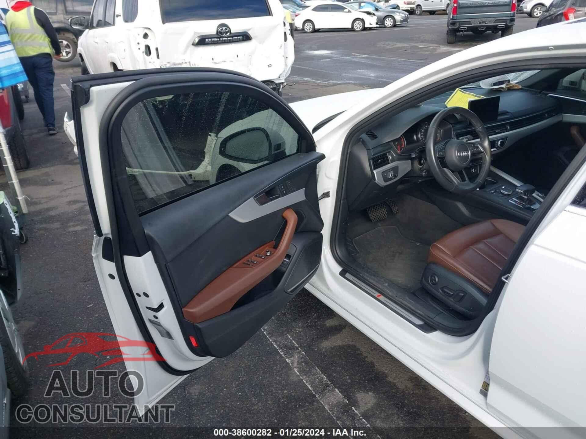 AUDI A4 2018 - WAULMAF45JA044294