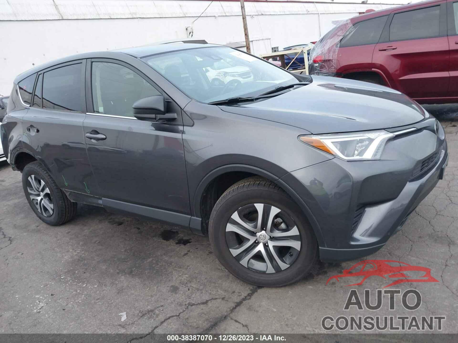 TOYOTA RAV4 2017 - JTMZFREV5HJ127640