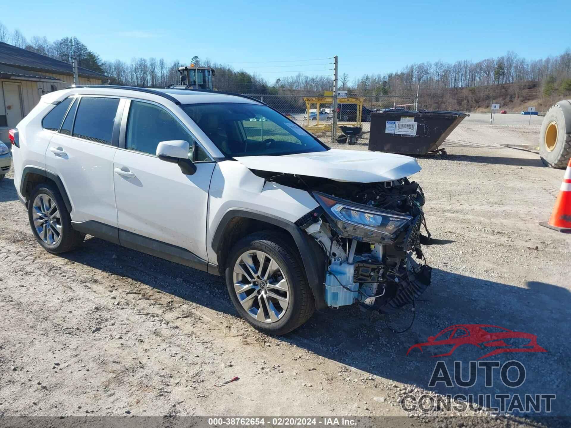 TOYOTA RAV4 2019 - JTMA1RFVXKD515530